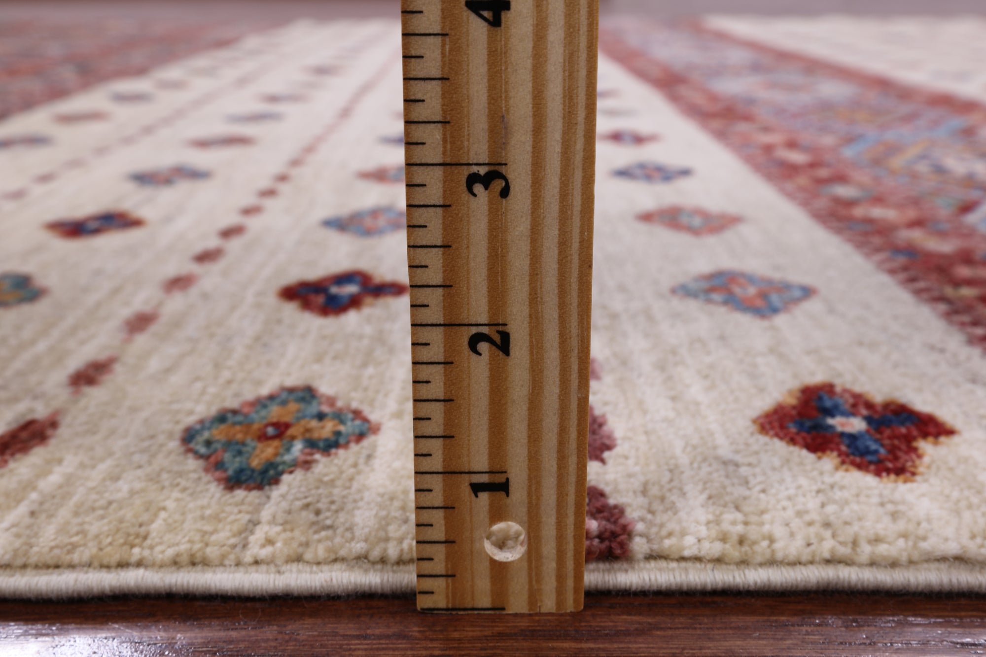 Ivory Khorjin Persian Gabbeh Hand Knotted Wool Rug - 5' 8" X 7' 8" - Golden Nile