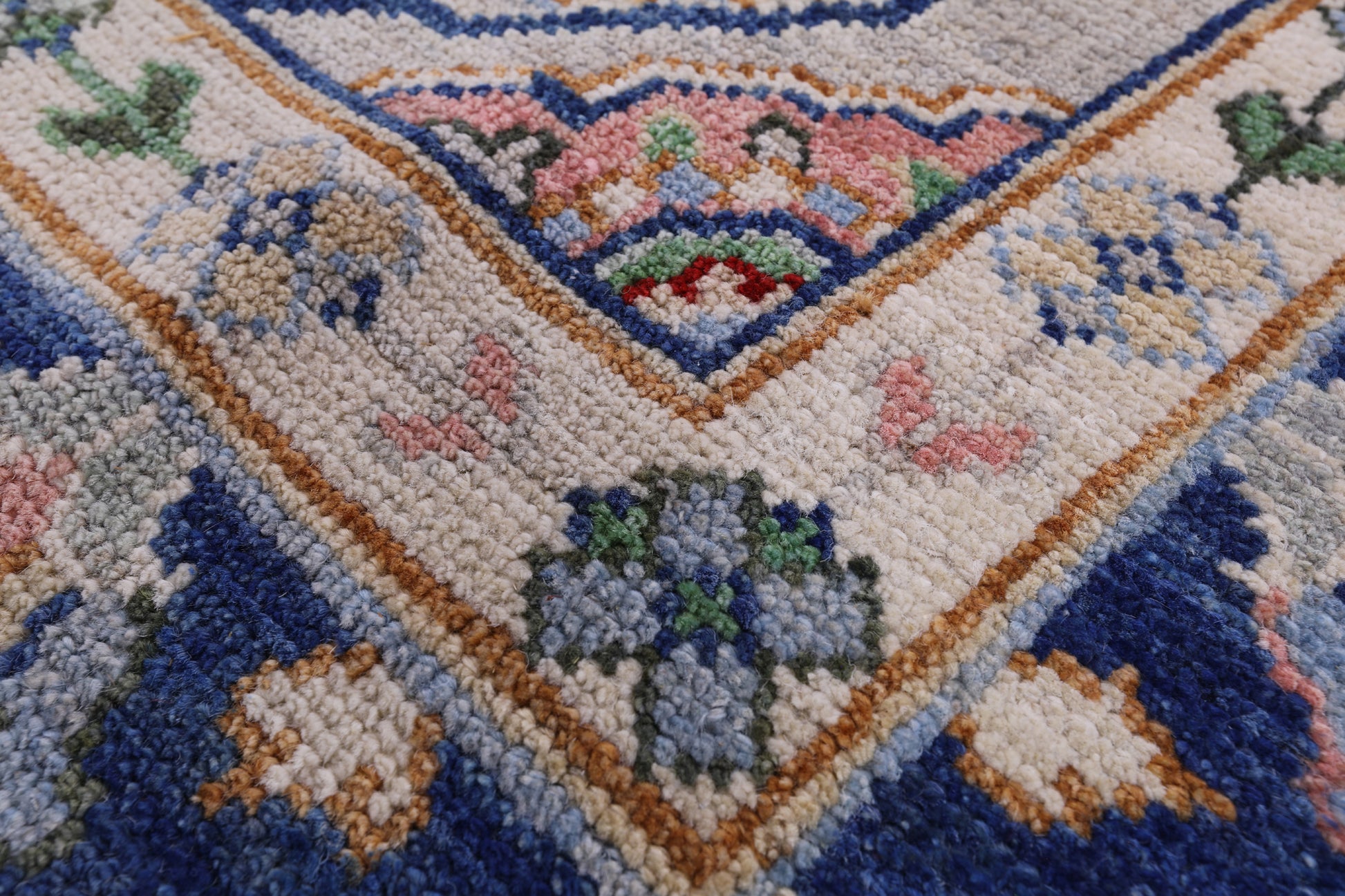 Square Turkish Oushak Hand Knotted Wool On Wool Rug - 9' 2" X 9' 6" - Golden Nile