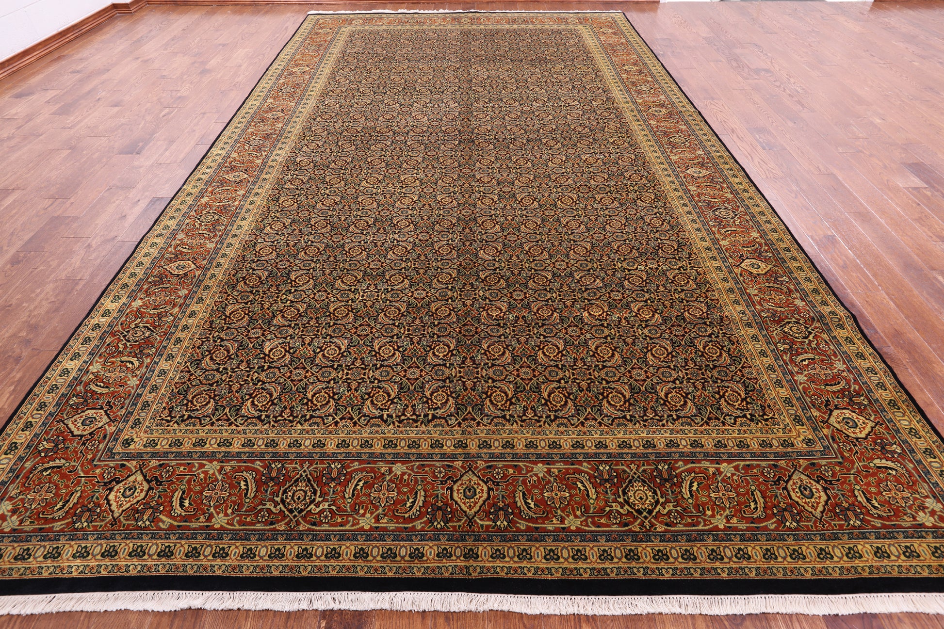 Persian Hill Herati Handmade Wool Rug - 9' 1" X 16' 2" - Golden Nile