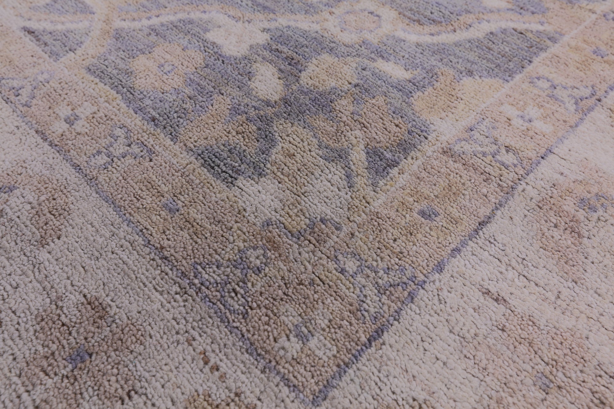 Grey Peshawar Hand Knotted Wool Rug - 7' 10" X 9' 9" - Golden Nile