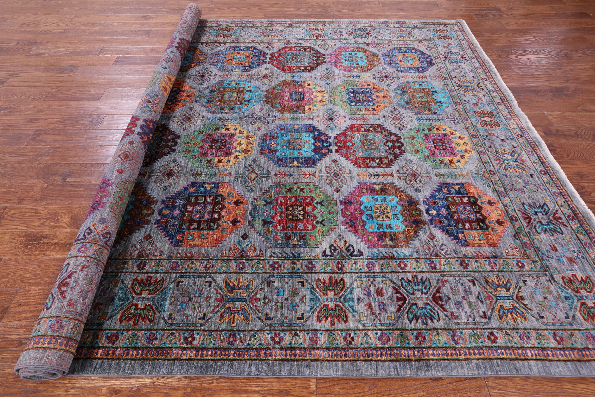 Turkmen Ersari Hand Knotted Wool Rug - 8' 2" X 9' 7" - Golden Nile