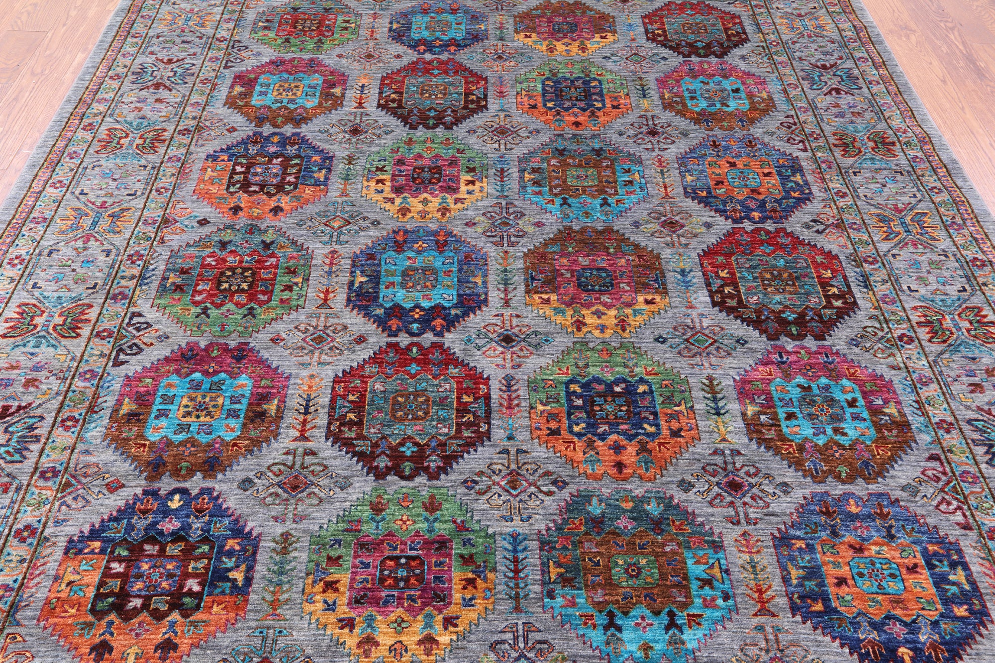 Turkmen Ersari Hand Knotted Wool Rug - 8' 2" X 9' 7" - Golden Nile