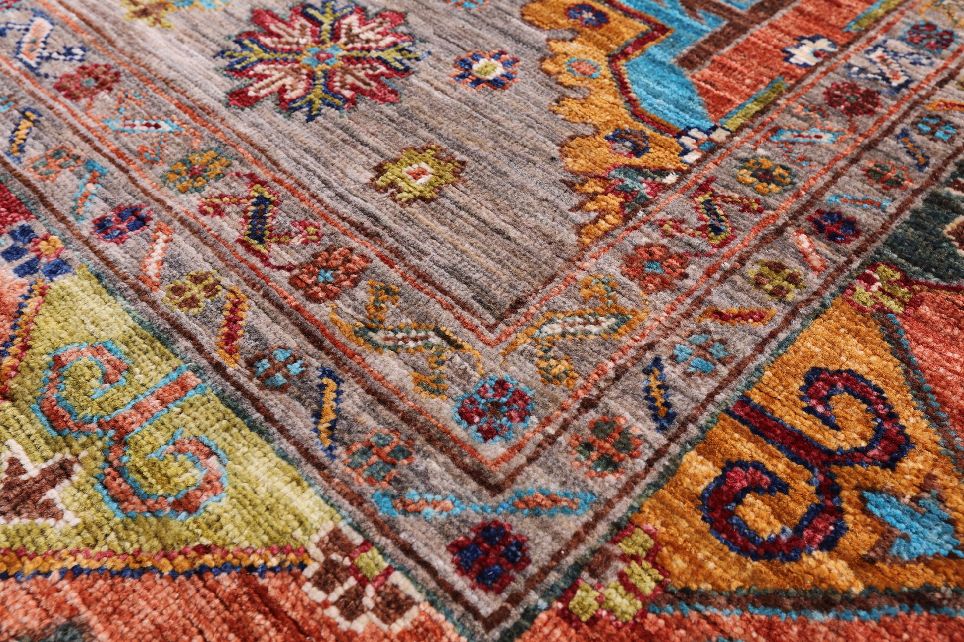 Super Kazak Hand Knotted Wool Rug - 5' 10" X 7' 10" - Golden Nile