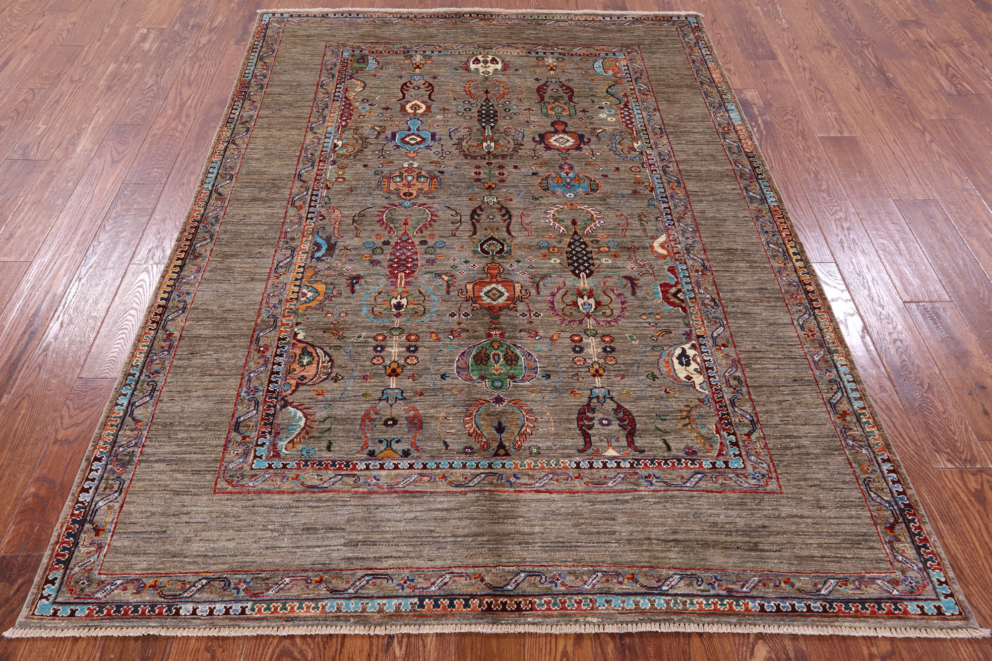 Peshawar Hand Knotted Wool Rug - 5' 8" X 7' 10" - Golden Nile