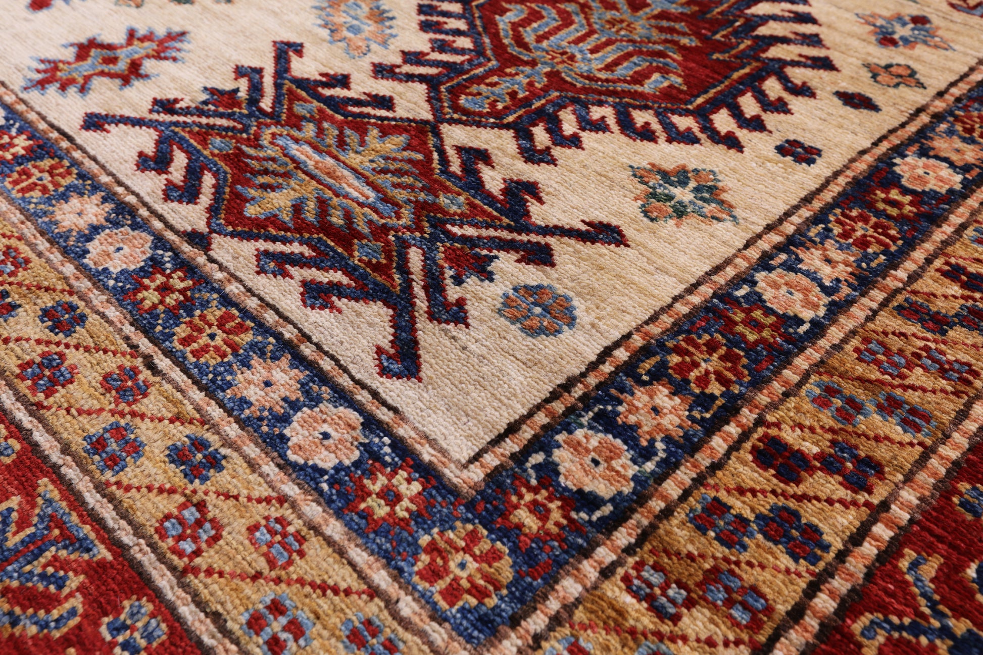 Ivory Super Kazak Hand Knotted Wool Rug - 6' 5" X 8' 11" - Golden Nile