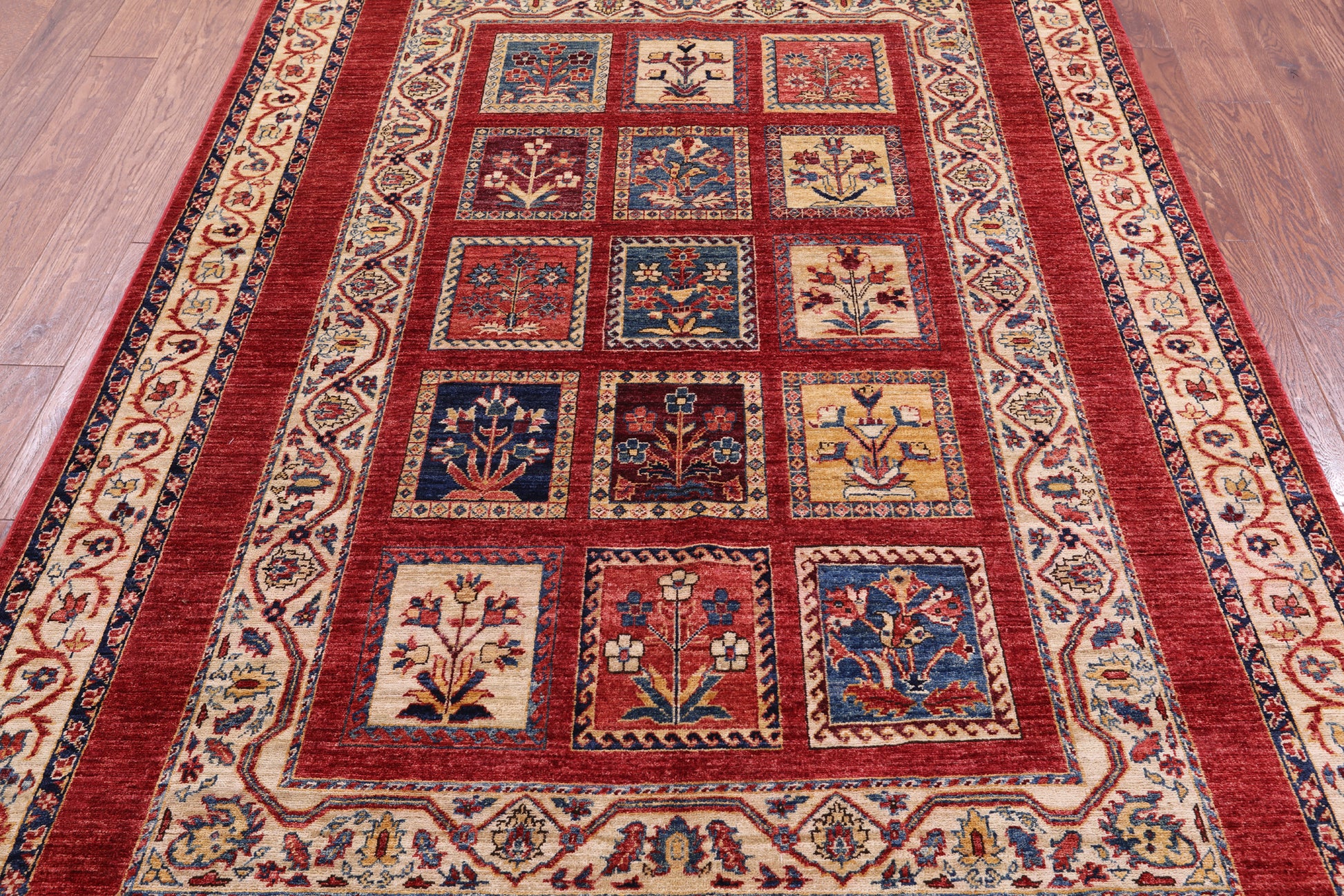 Red Garden Design Persian Handmade Wool Rug - 5' 6" X 8' 2" - Golden Nile