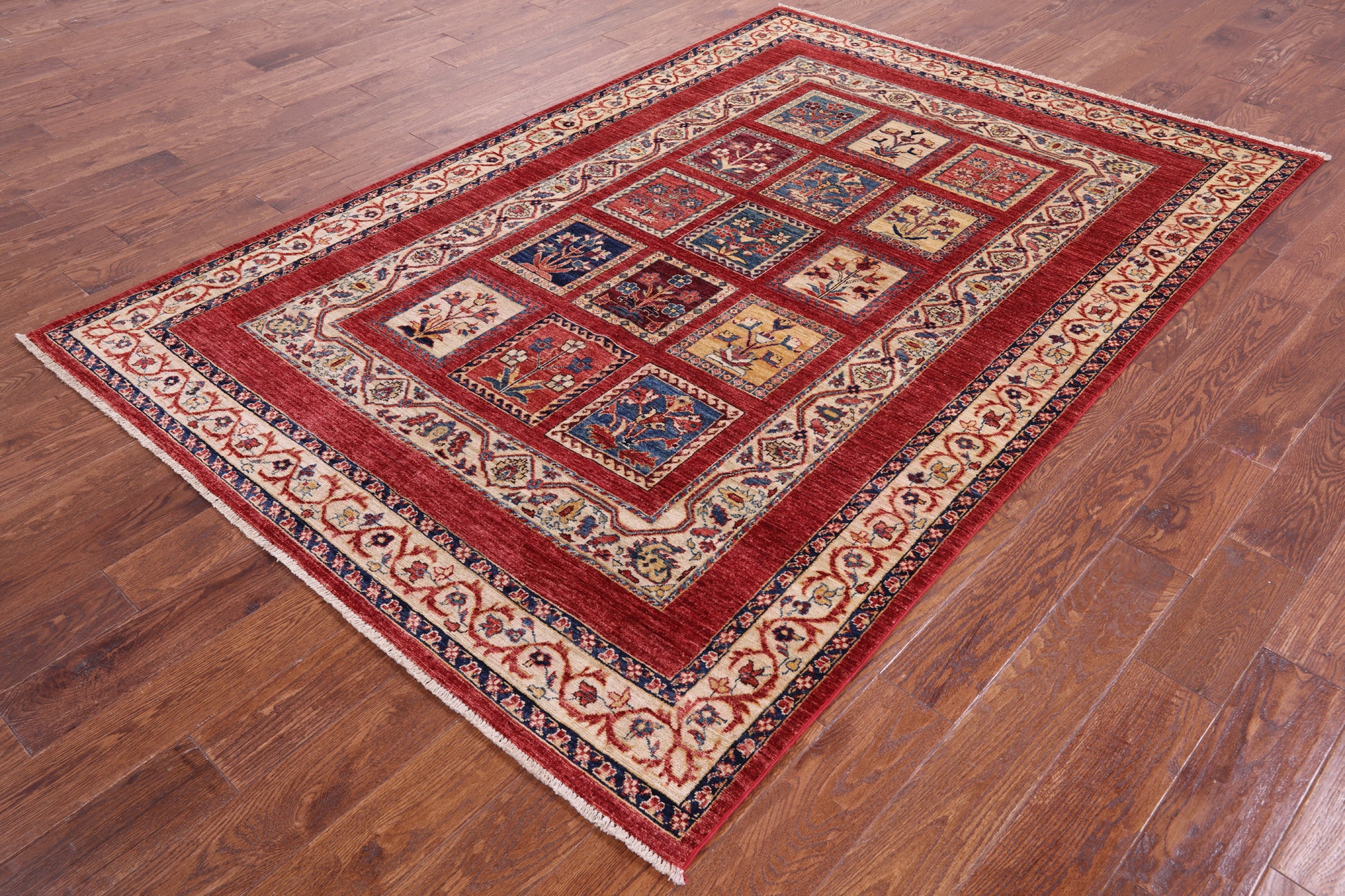 Red Garden Design Persian Handmade Wool Rug - 5' 6" X 8' 2" - Golden Nile