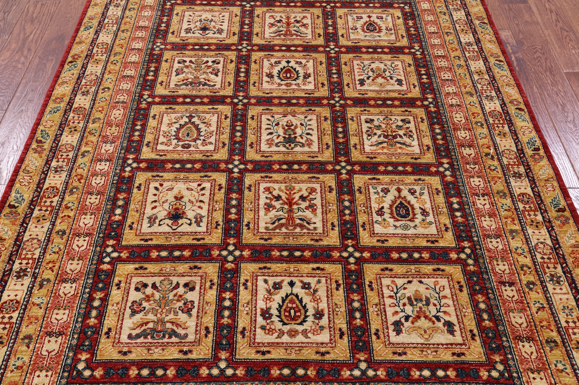 Garden Design Persian Hand Knotted Wool Rug - 5' 8" X 7' 8" - Golden Nile