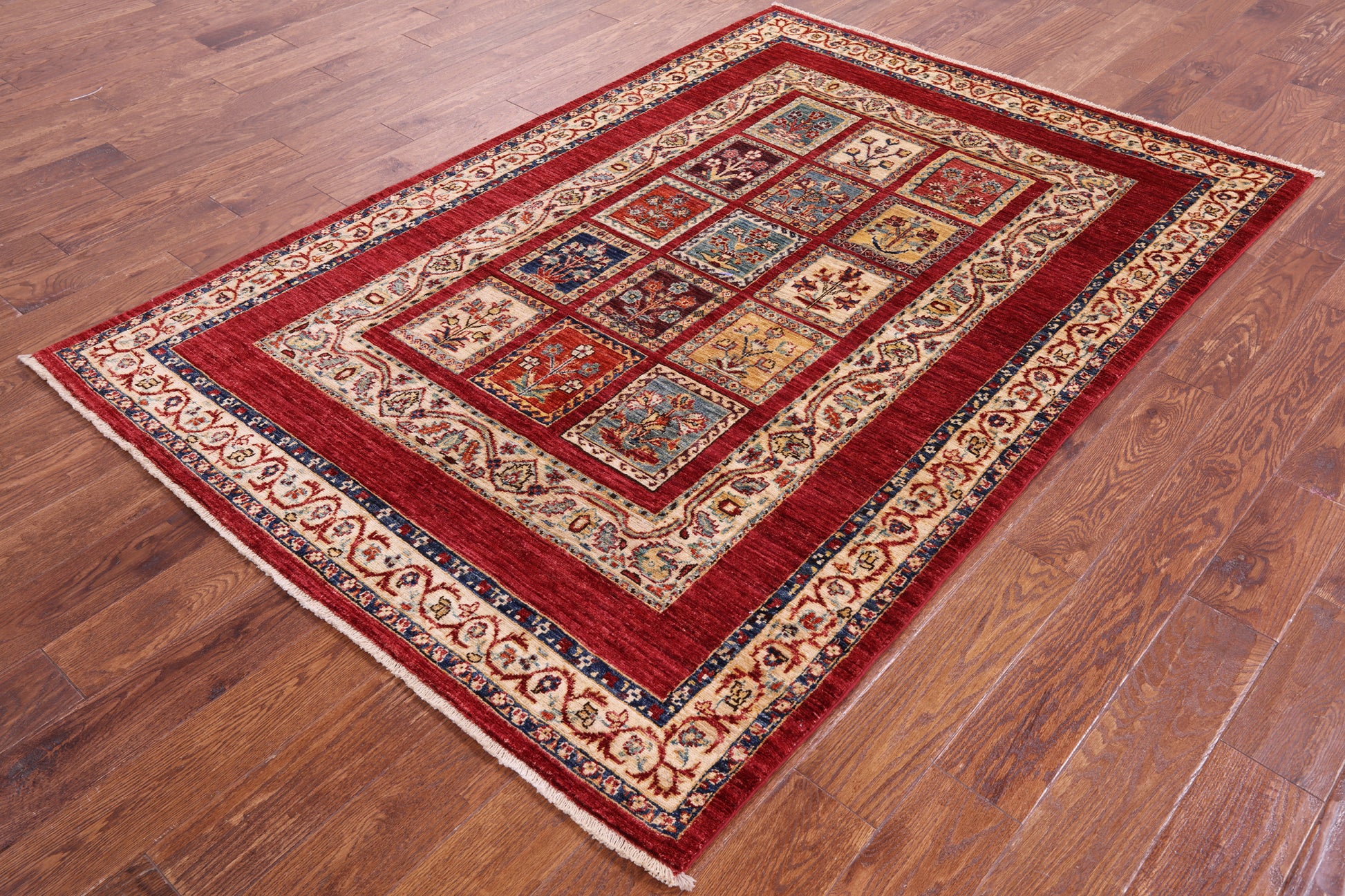 Red Garden Design Persian Hand Knotted Wool Rug - 4' 10" X 7' 2" - Golden Nile