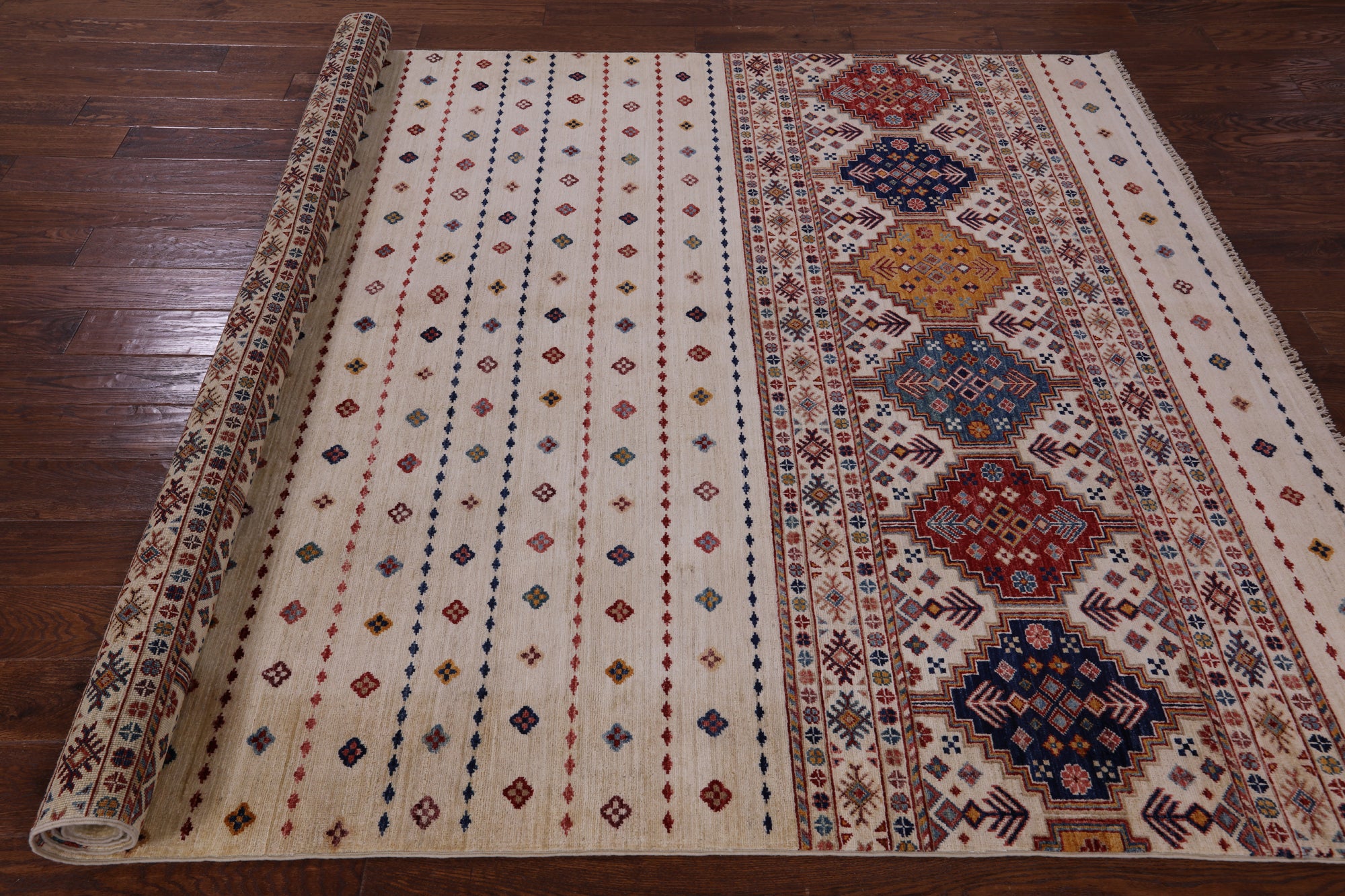 Ivory Khorjin Persian Gabbeh Handmade Wool Rug - 6' 9" X 10' 1" - Golden Nile