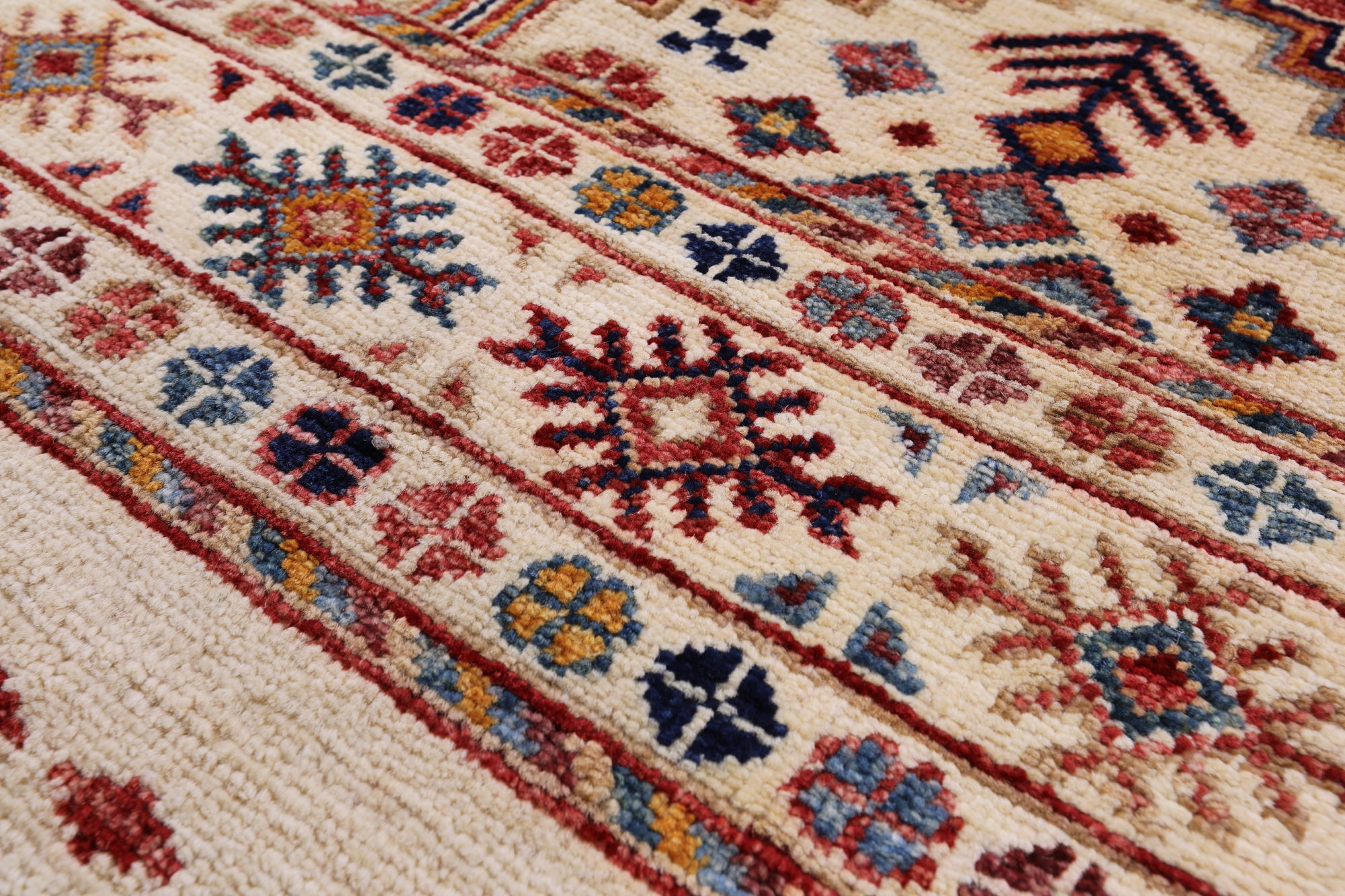Ivory Khorjin Persian Gabbeh Handmade Wool Rug - 6' 9" X 10' 1" - Golden Nile