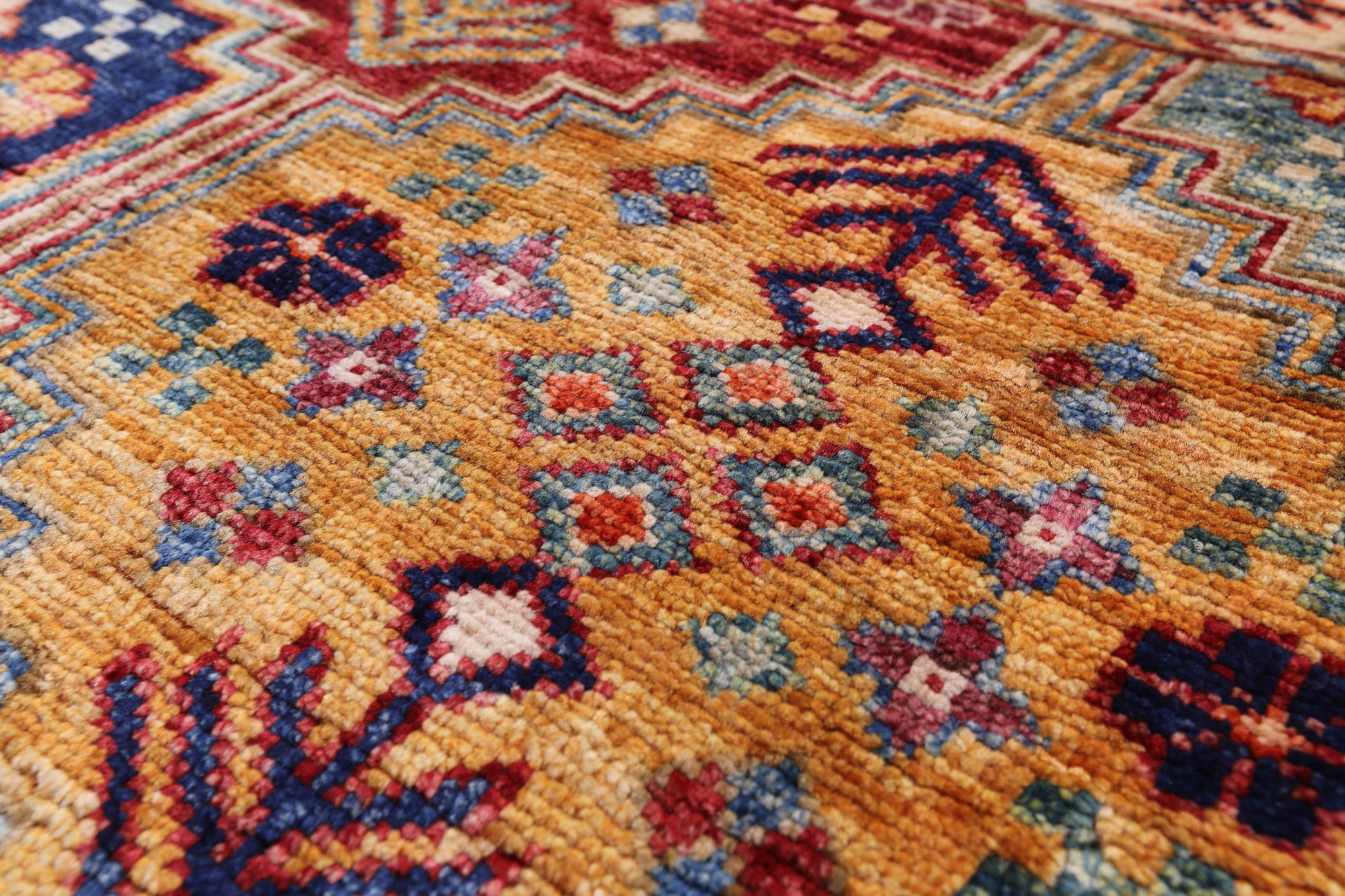 Khorjin Persian Gabbeh Hand Knotted Wool Rug - 3' 3" X 4' 10" - Golden Nile