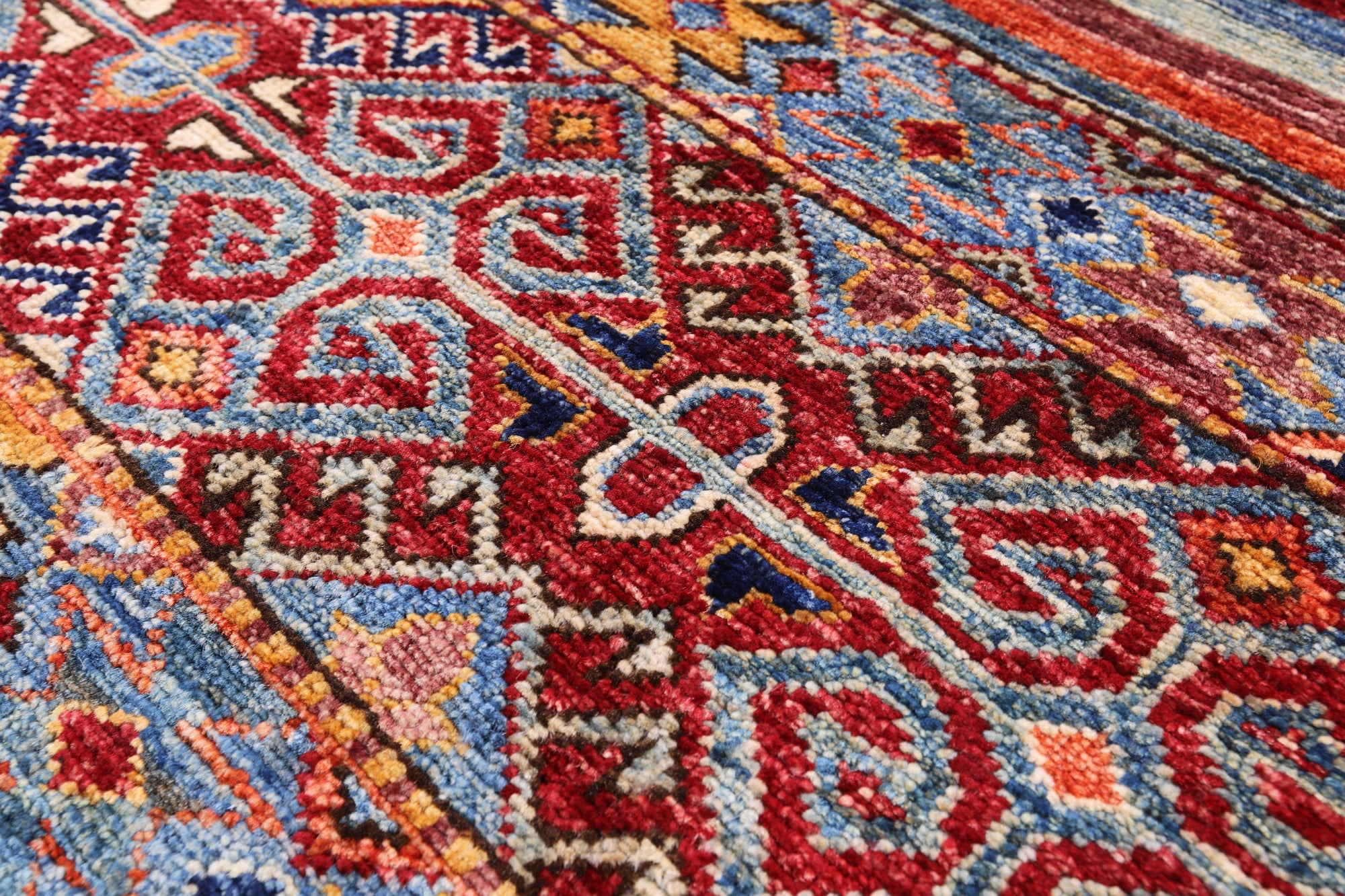 Khorjin Persian Gabbeh Handmade Wool Rug - 3' 5" X 4' 11" - Golden Nile