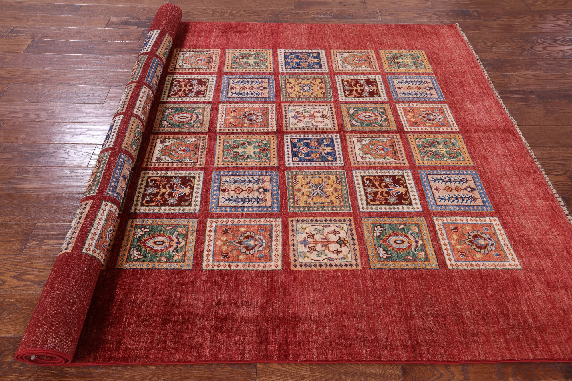 Red Garden Design Persian Handmade Wool Rug - 5' 11" X 8' 5" - Golden Nile