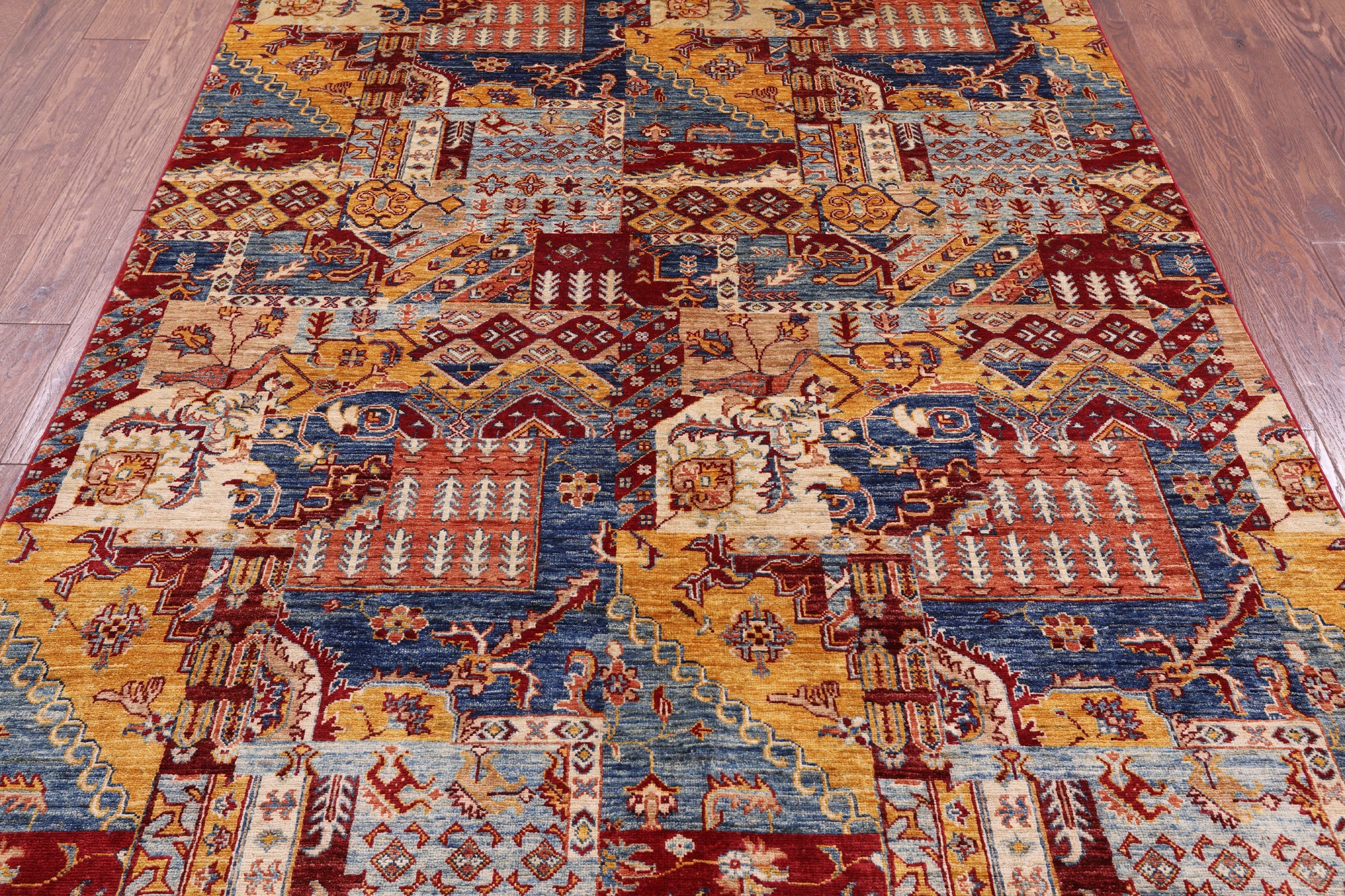 Super Kazak Hand Knotted Wool Rug - 5' 7" X 7' 11" - Golden Nile