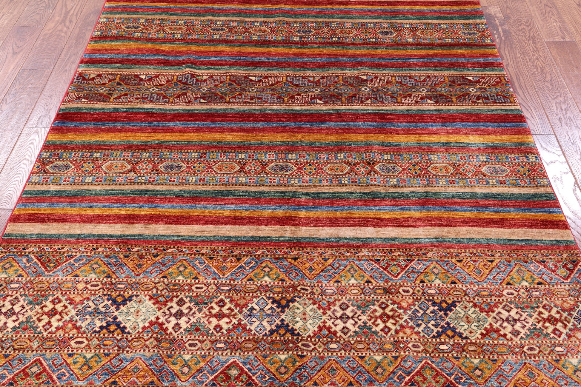 Khorjin Persian Gabbeh Handmade Wool Rug - 5' 8" X 8' 3" - Golden Nile