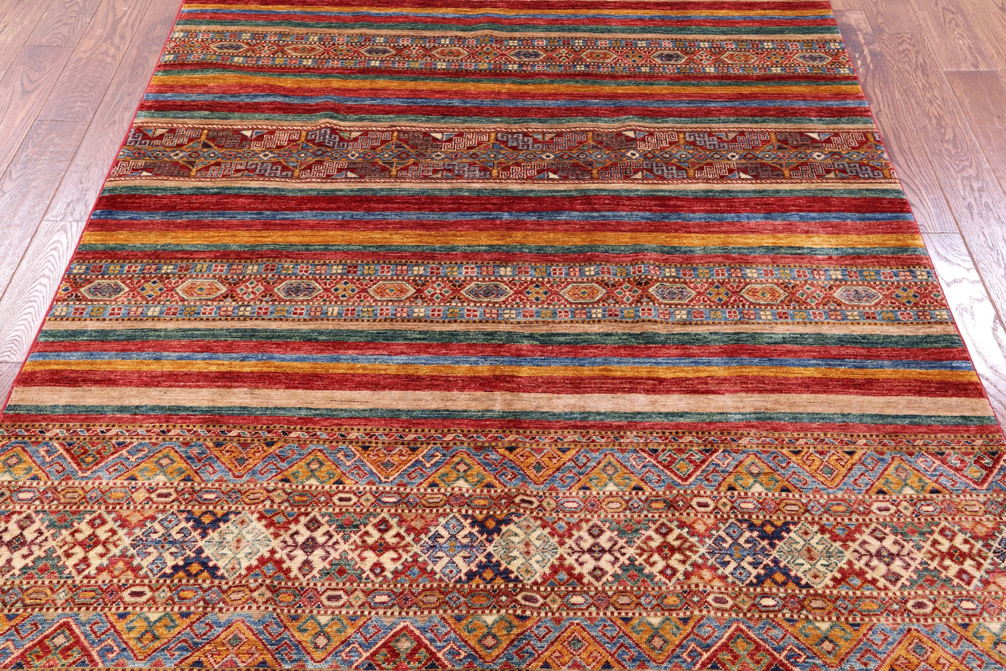 Khorjin Persian Gabbeh Handmade Wool Rug - 5' 8" X 8' 3" - Golden Nile