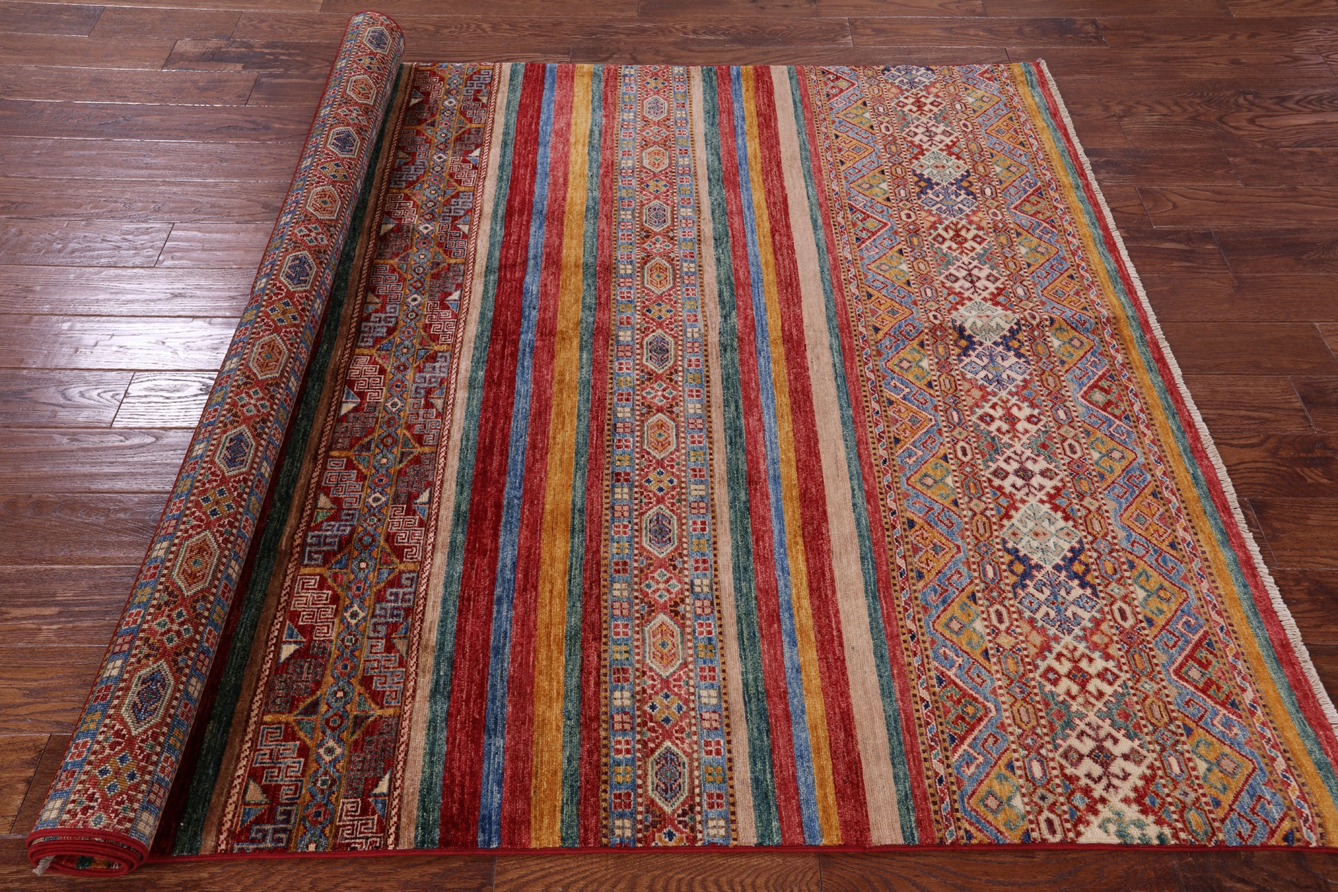 Khorjin Persian Gabbeh Handmade Wool Rug - 5' 8" X 8' 3" - Golden Nile