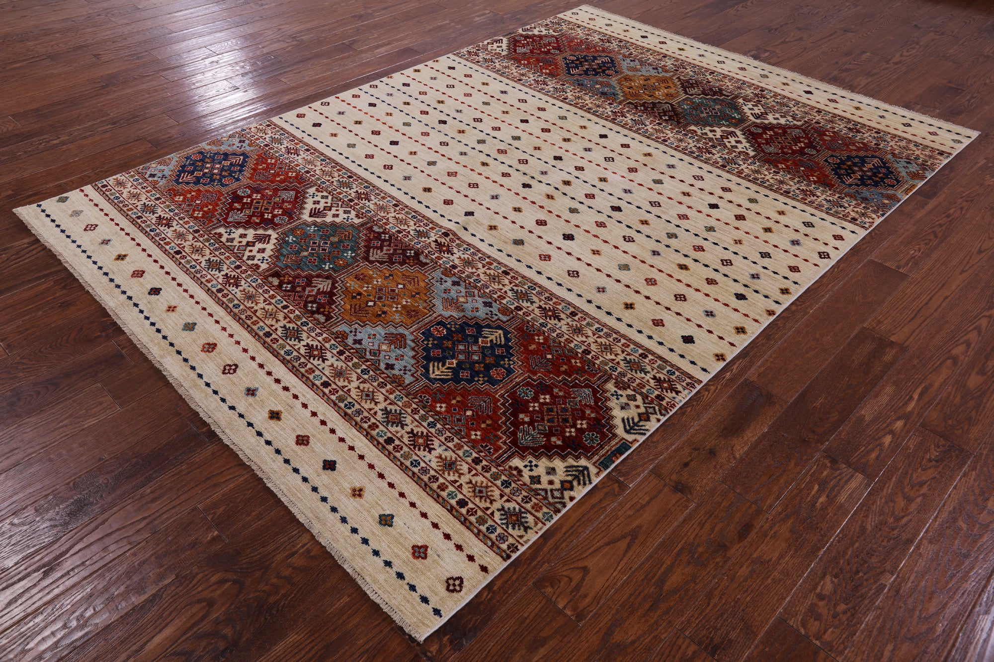 Ivory Khorjin Persian Gabbeh Hand Knotted Wool Rug - 6' 7" X 9' 6" - Golden Nile