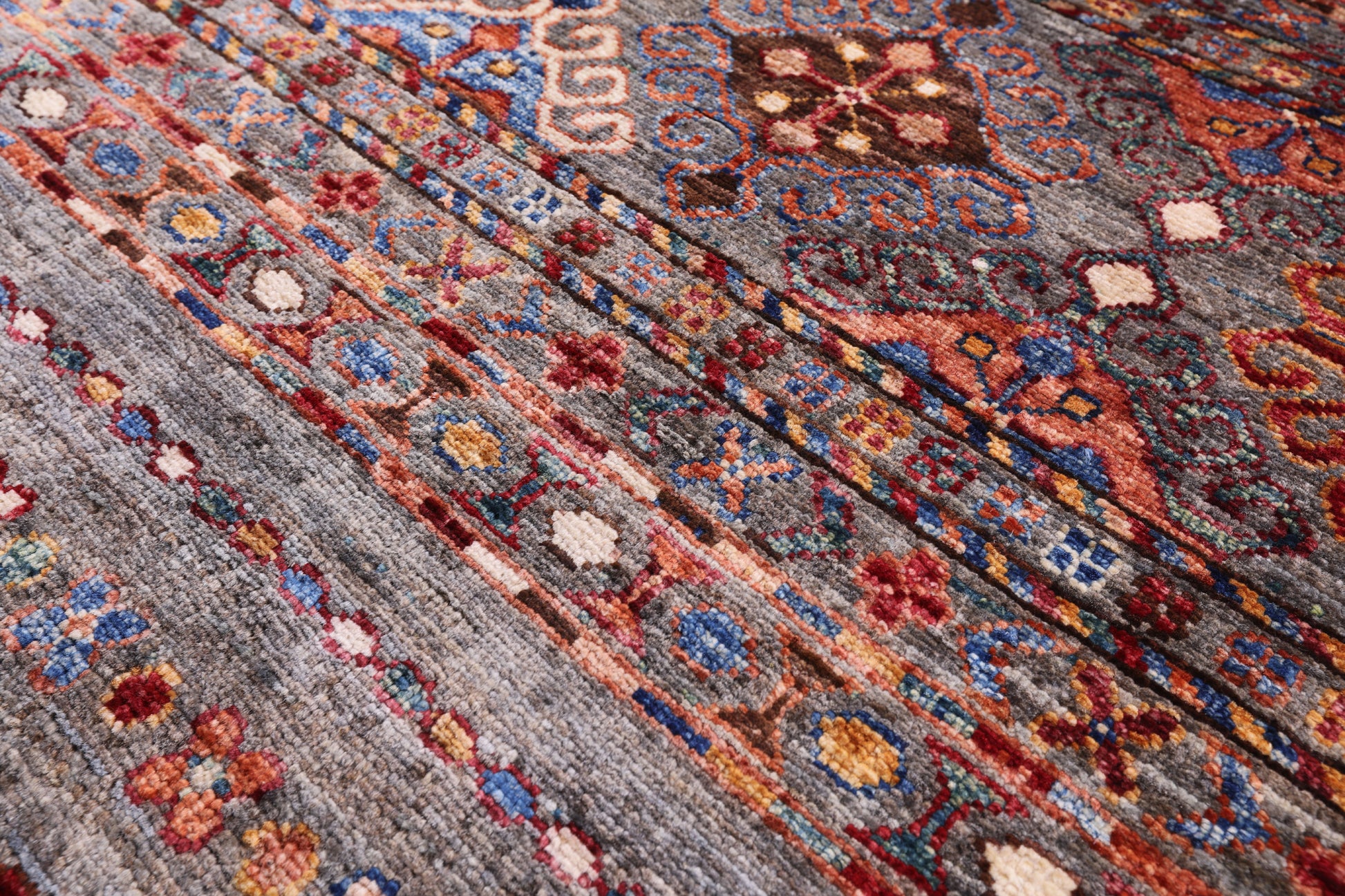 Khorjin Persian Gabbeh Hand Knotted Wool Rug - 6' 0" X 9' 1" - Golden Nile