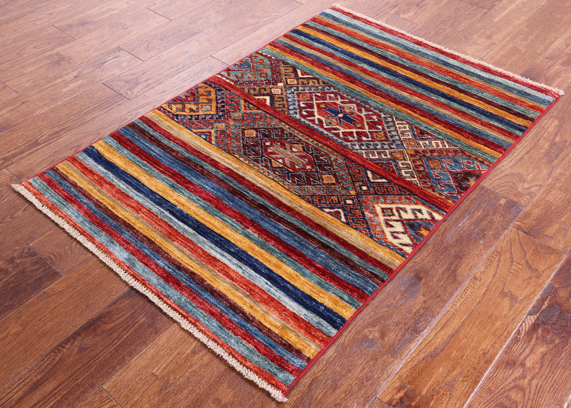 Khorjin Persian Gabbeh Hand Knotted Wool Rug - 2' 8" X 4' 0" - Golden Nile