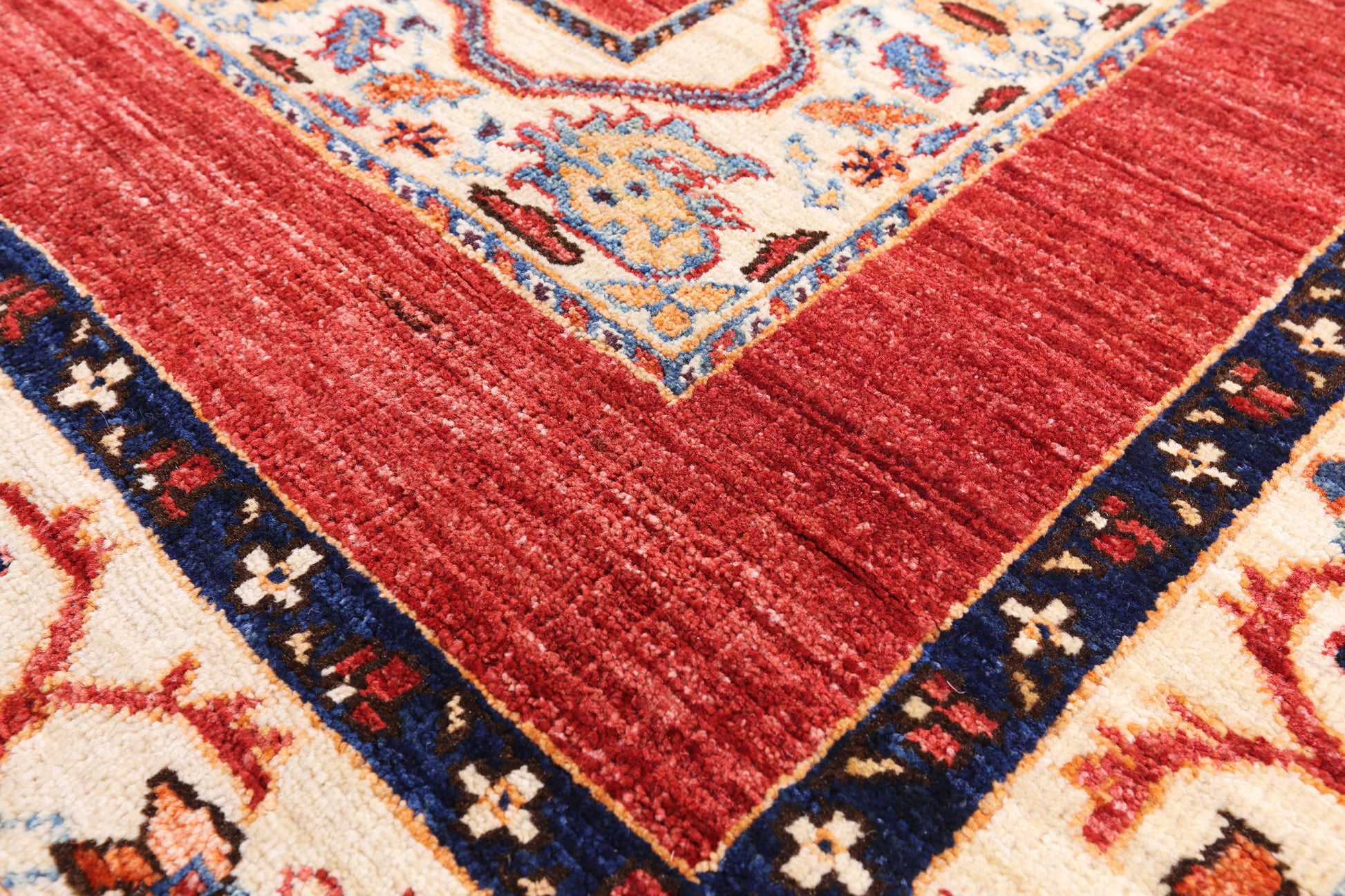 Red Garden Design Persian Hand Knotted Wool Rug - 5' 10" X 8' 0" - Golden Nile