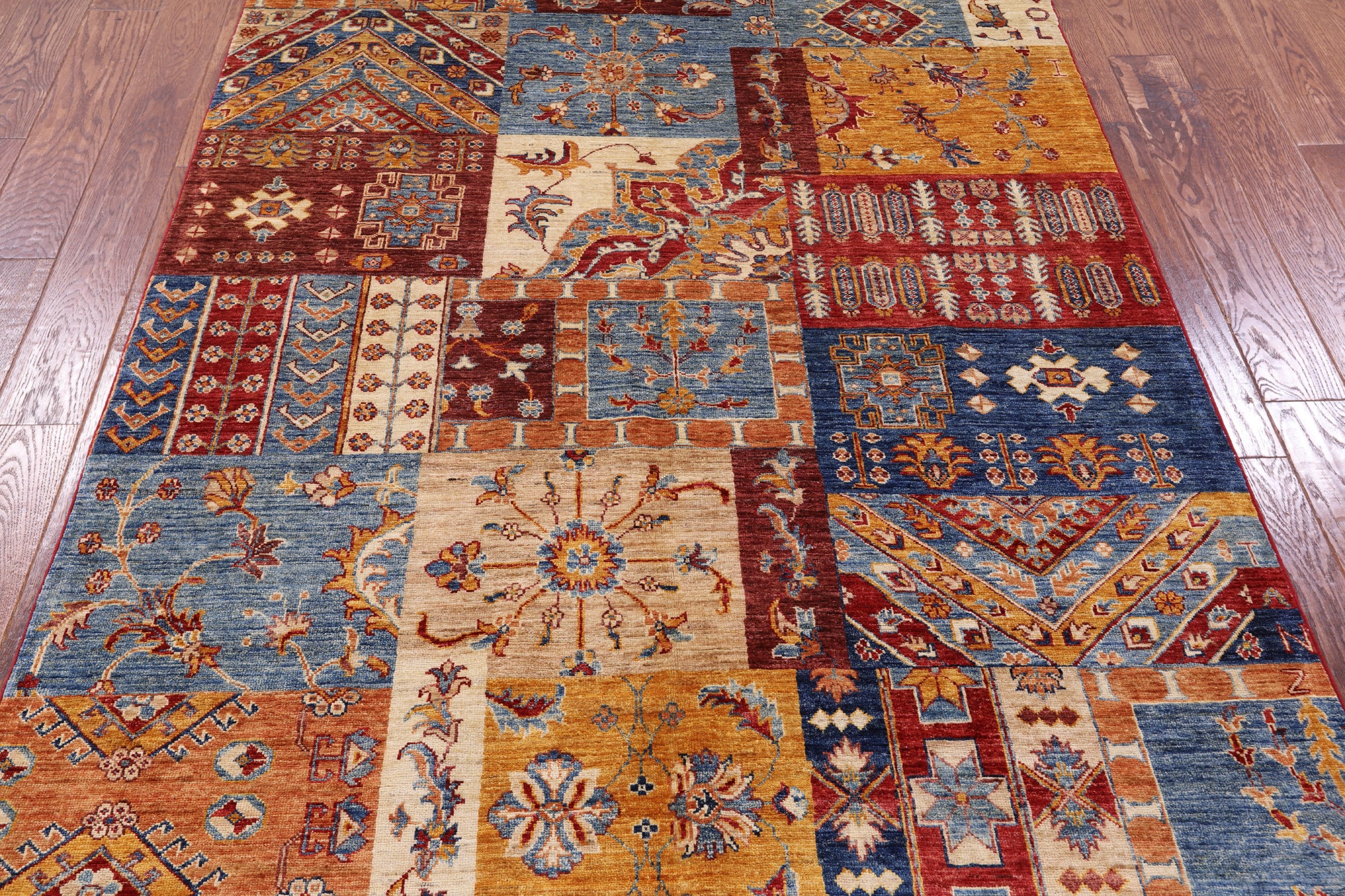 Super Kazak Hand Knotted Wool Rug - 5' 2" X 6' 9" - Golden Nile