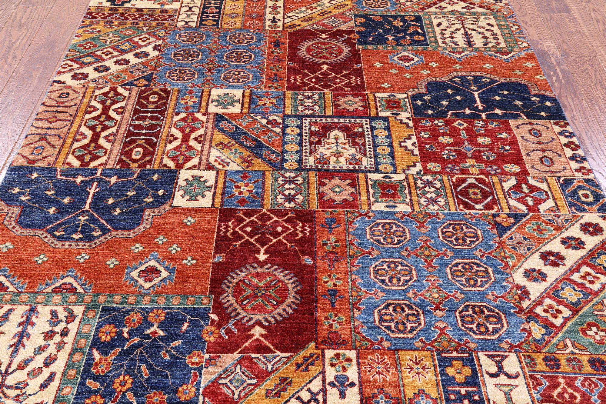 Super Kazak Handmade Wool Rug - 5' 6" X 7' 6" - Golden Nile