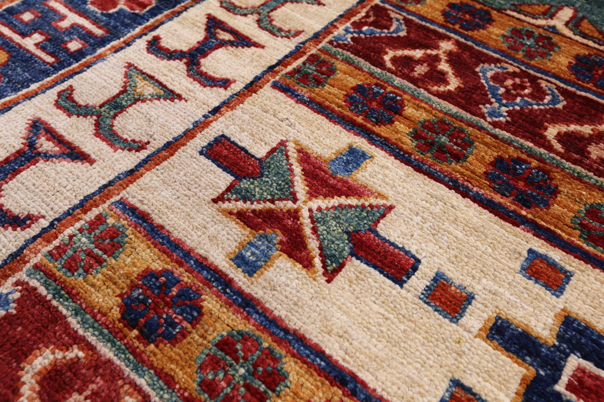 Super Kazak Handmade Wool Rug - 5' 6" X 7' 6" - Golden Nile