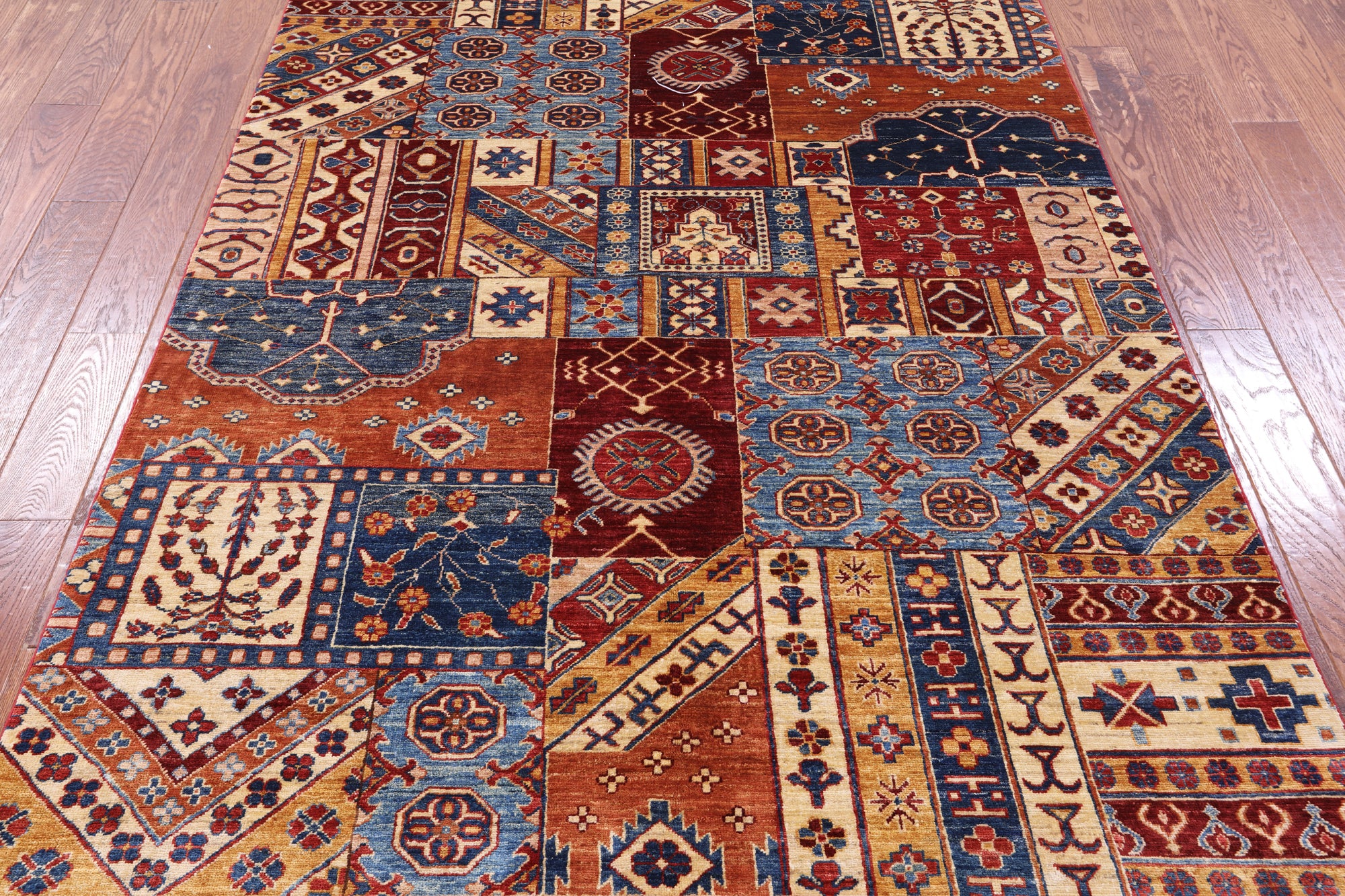 Super Kazak Hand Knotted Wool Rug - 5' 4" X 7' 10" - Golden Nile