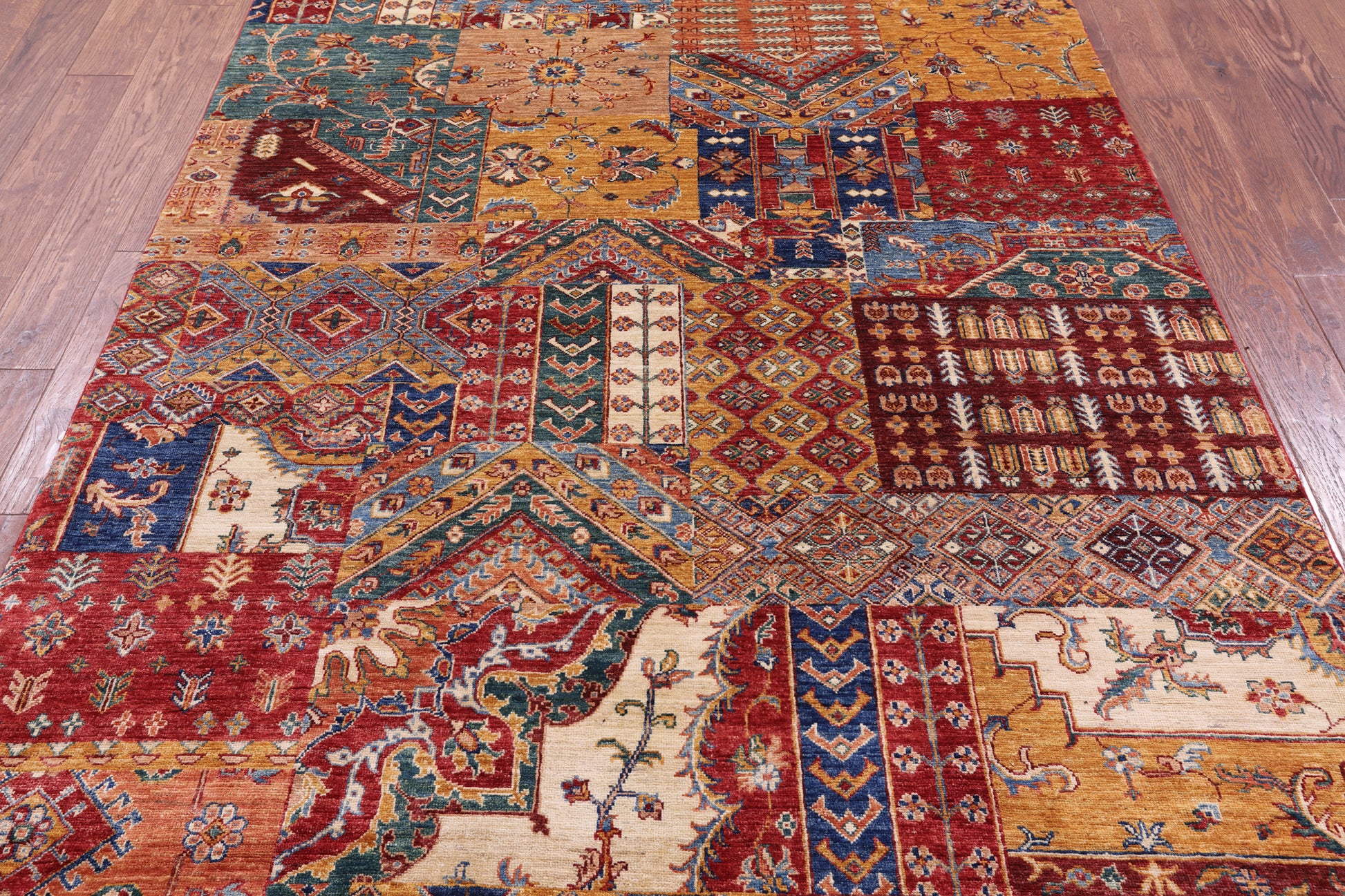 Super Kazak Handmade Wool Rug - 5' 7" X 8' 1" - Golden Nile