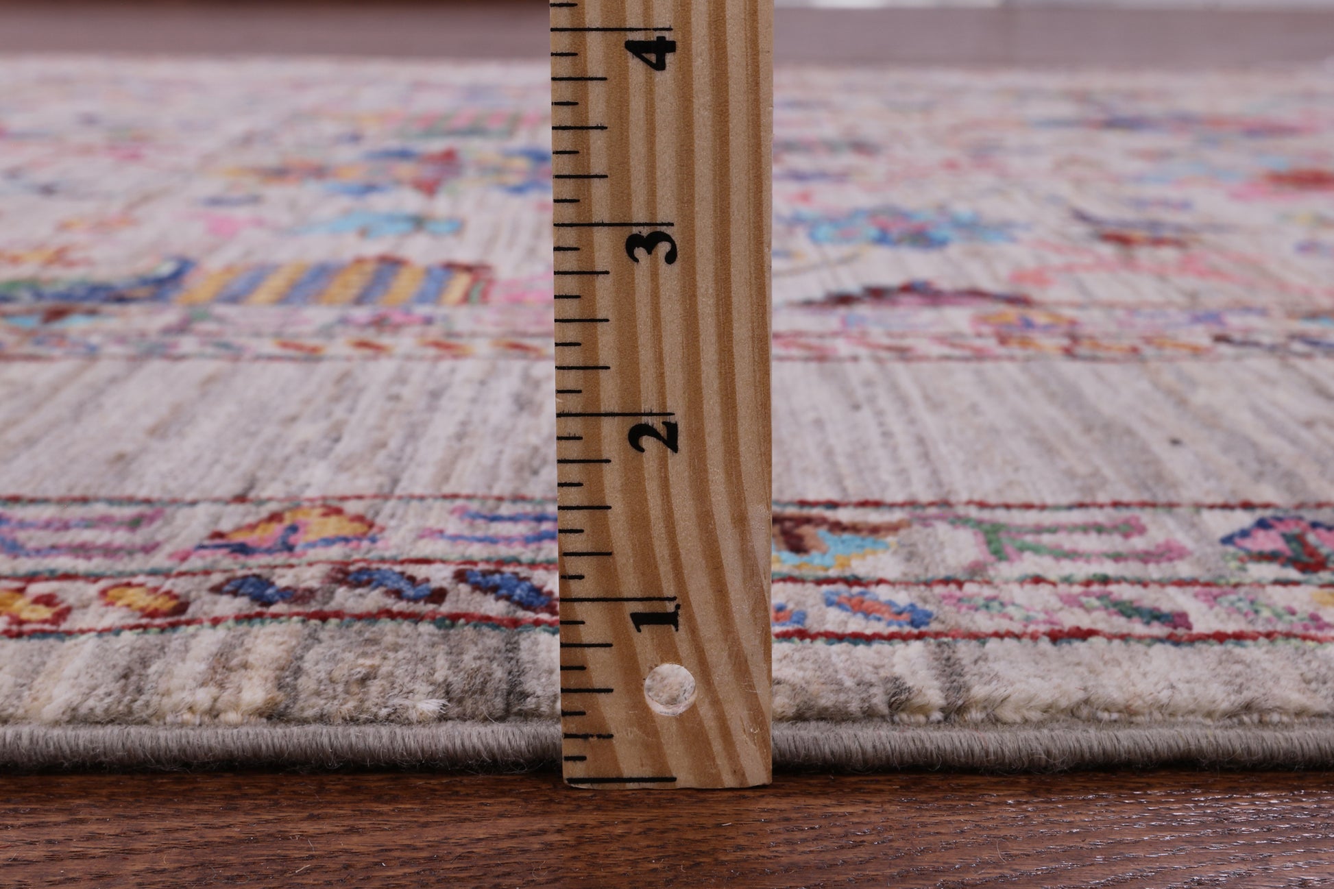 Peshawar Hand Knotted Wool Rug - 5' 6" X 8' 3" - Golden Nile
