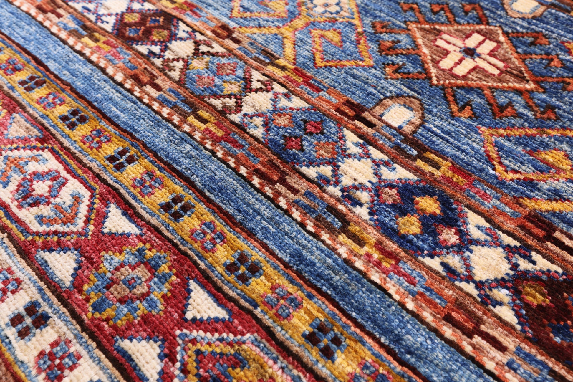 Khorjin Persian Gabbeh Handmade Wool Rug - 6' 8" X 9' 9" - Golden Nile