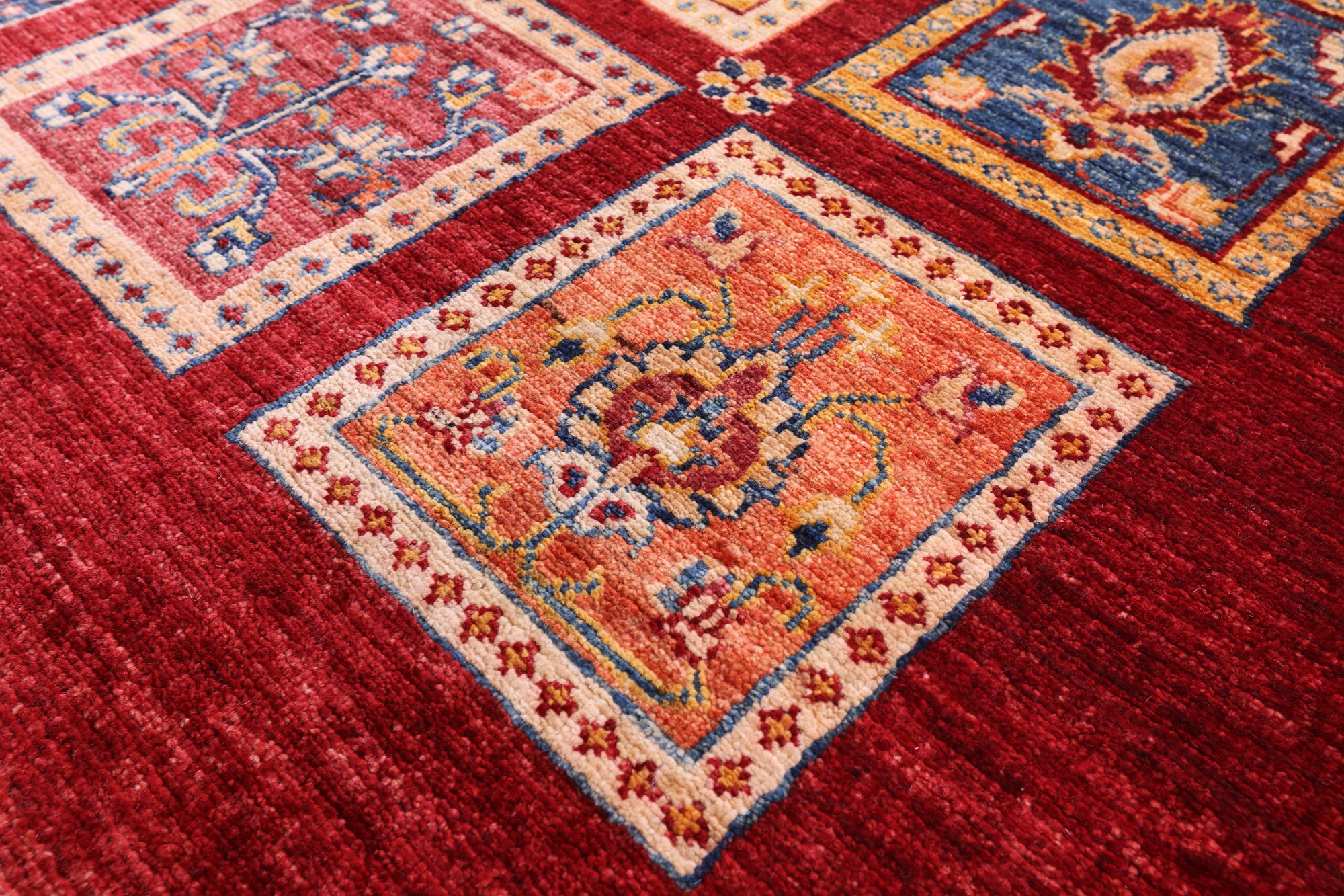 Red Garden Design Persian Hand Knotted Wool Rug - 6' 9" X 10' 1" - Golden Nile