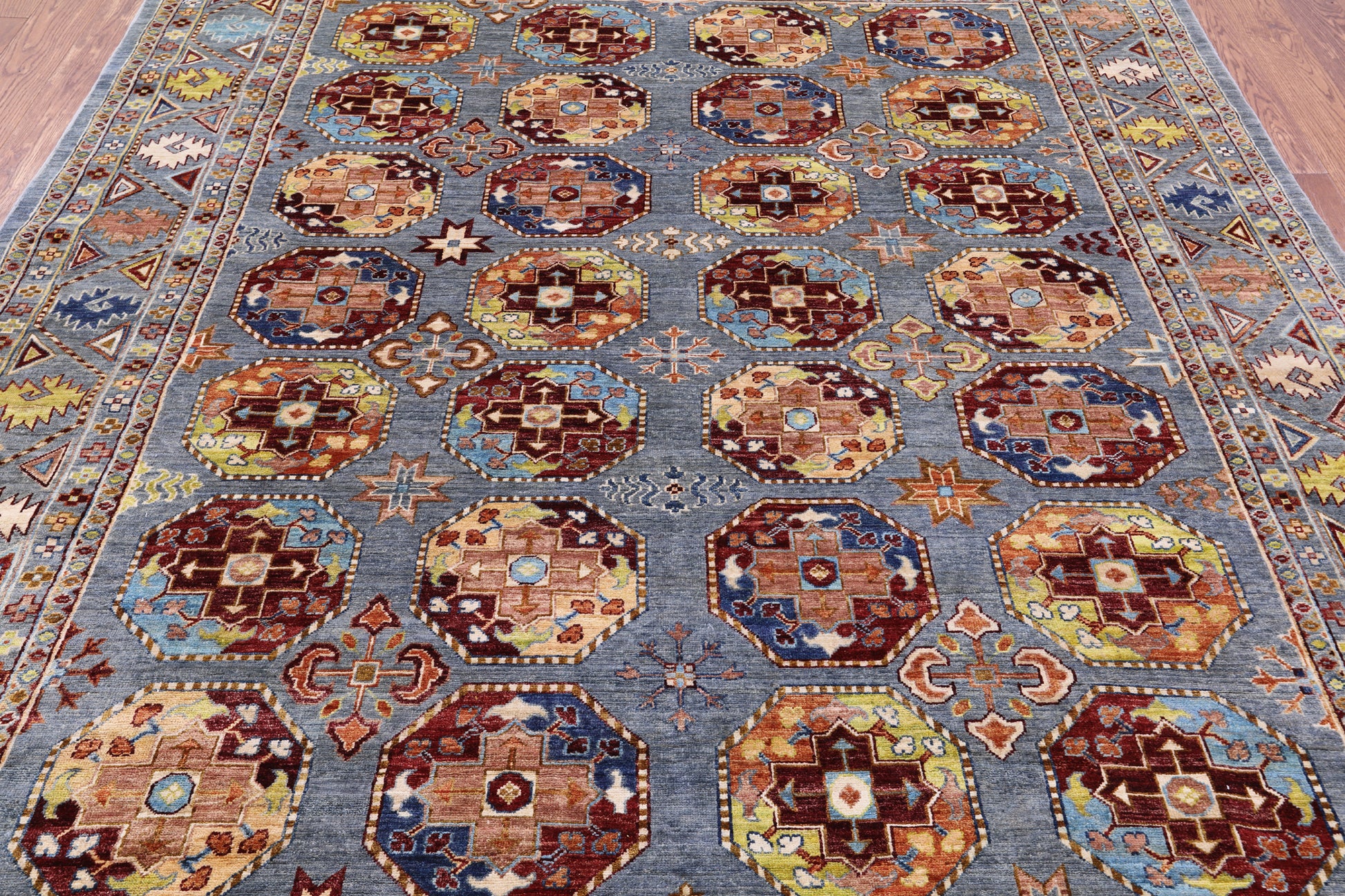 Turkmen Ersari Hand Knotted Wool Rug - 7' 10" X 9' 10" - Golden Nile