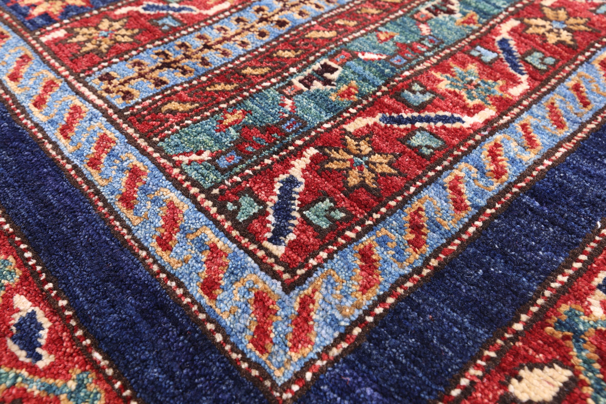 Shall Persian Gabbeh Handmade Wool Rug - 4' 2" X 5' 11" - Golden Nile
