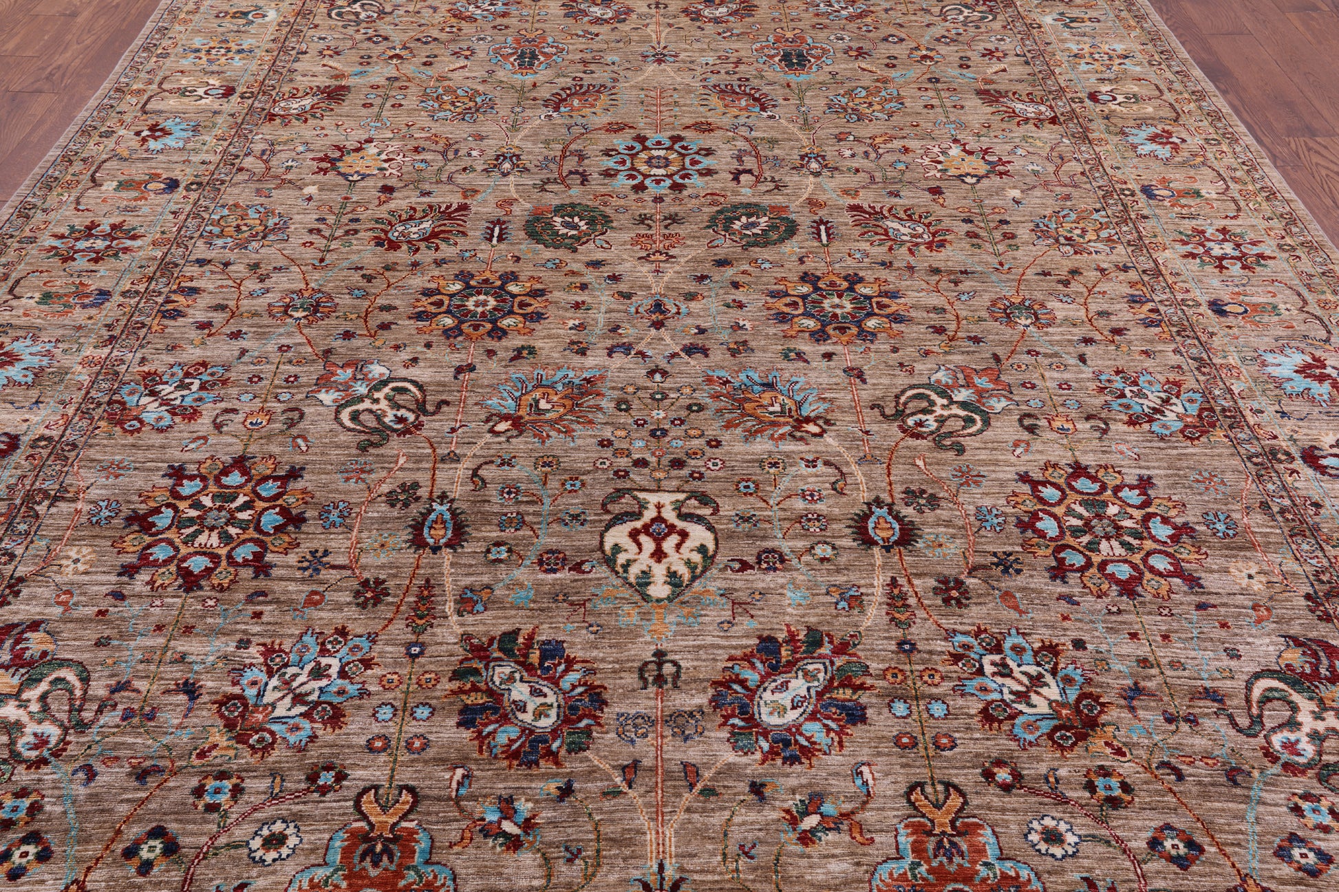 Peshawar Hand Knotted Wool Rug - 9' 1" X 11' 9" - Golden Nile