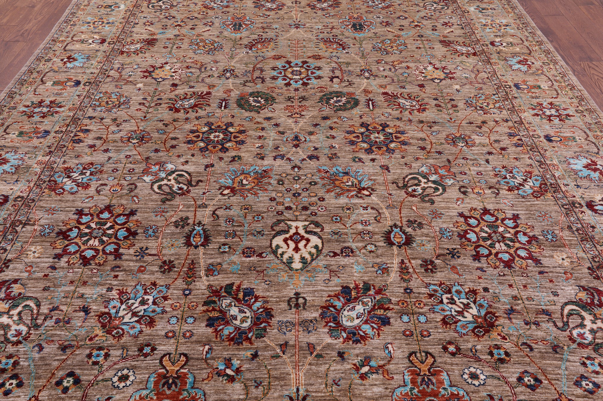 Peshawar Hand Knotted Wool Rug - 9' 1" X 11' 9" - Golden Nile