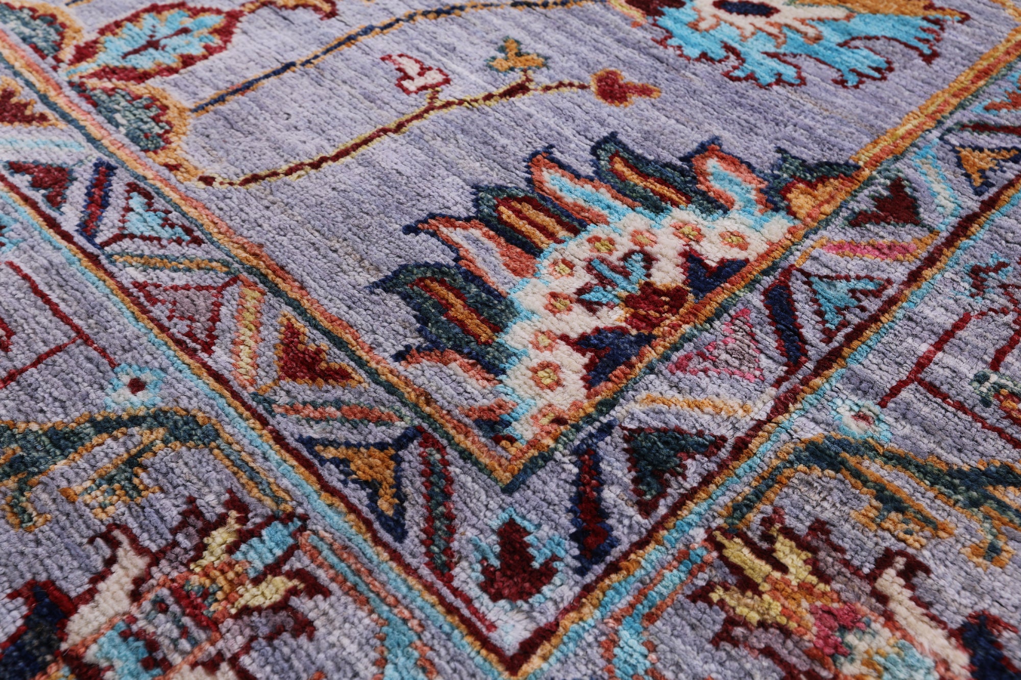 Peshawar Hand Knotted Wool Rug - 5' 8" X 7' 8" - Golden Nile