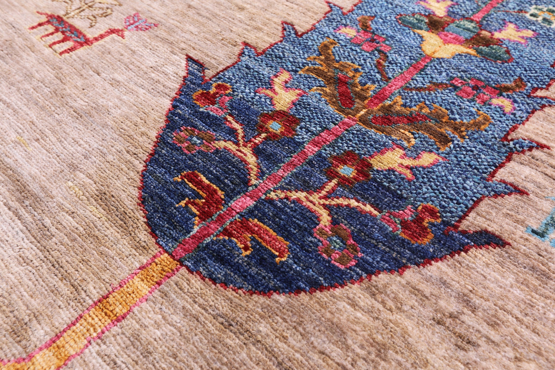 Tribal Persian Gabbeh Handmade Wool Rug - 5' 8" X 7' 8" - Golden Nile