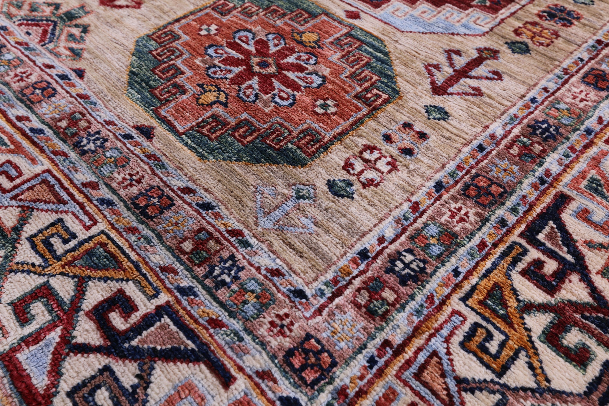 Turkmen Ersari Hand Knotted Wool Rug - 5' 8" X 7' 9" - Golden Nile