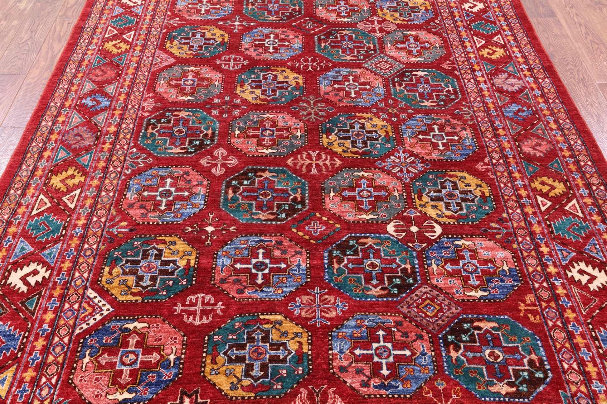 Red Turkmen Ersari Hand Knotted Wool Rug - 6' 6" X 9' 5" - Golden Nile