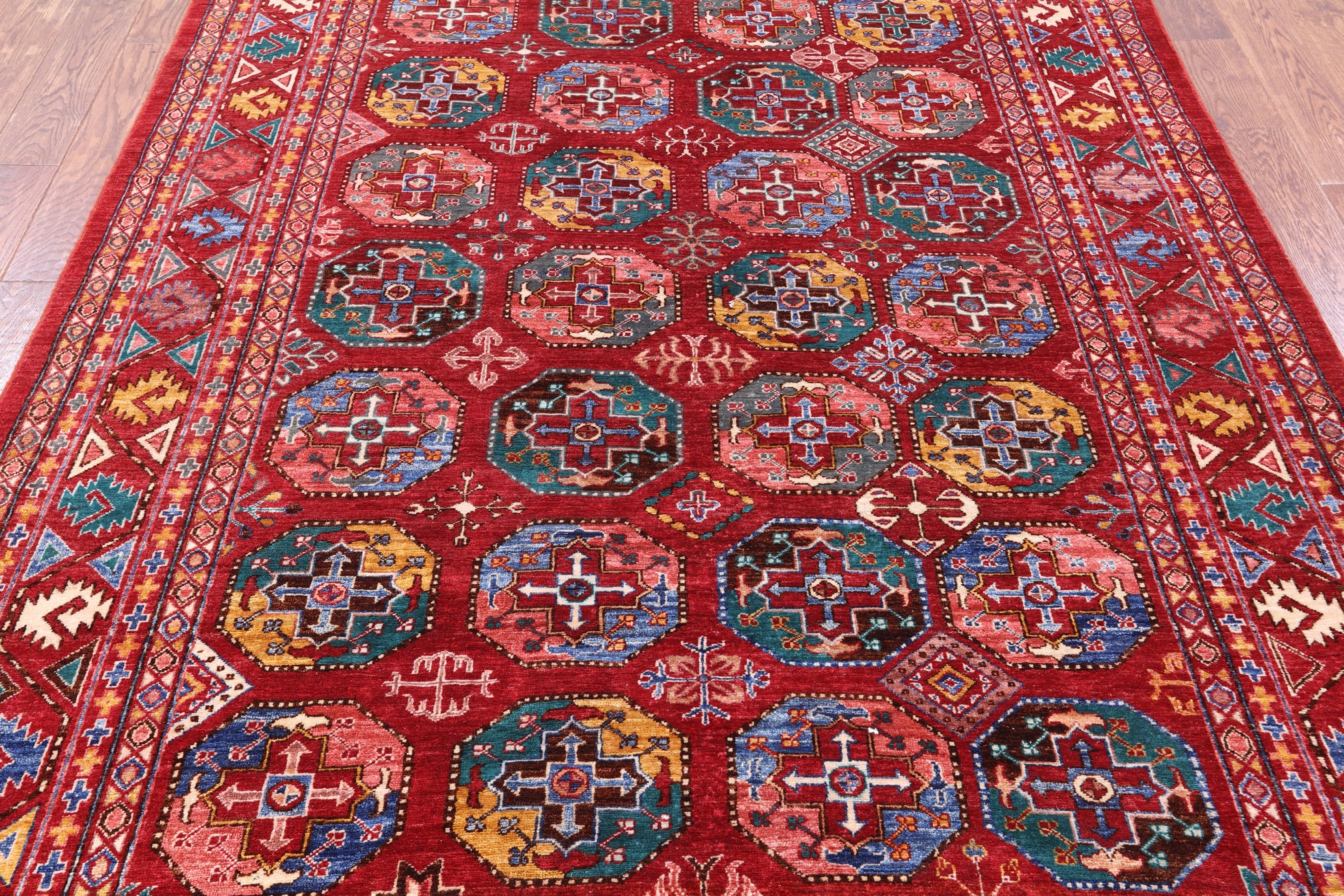 Red Turkmen Ersari Hand Knotted Wool Rug - 6' 6" X 9' 5" - Golden Nile