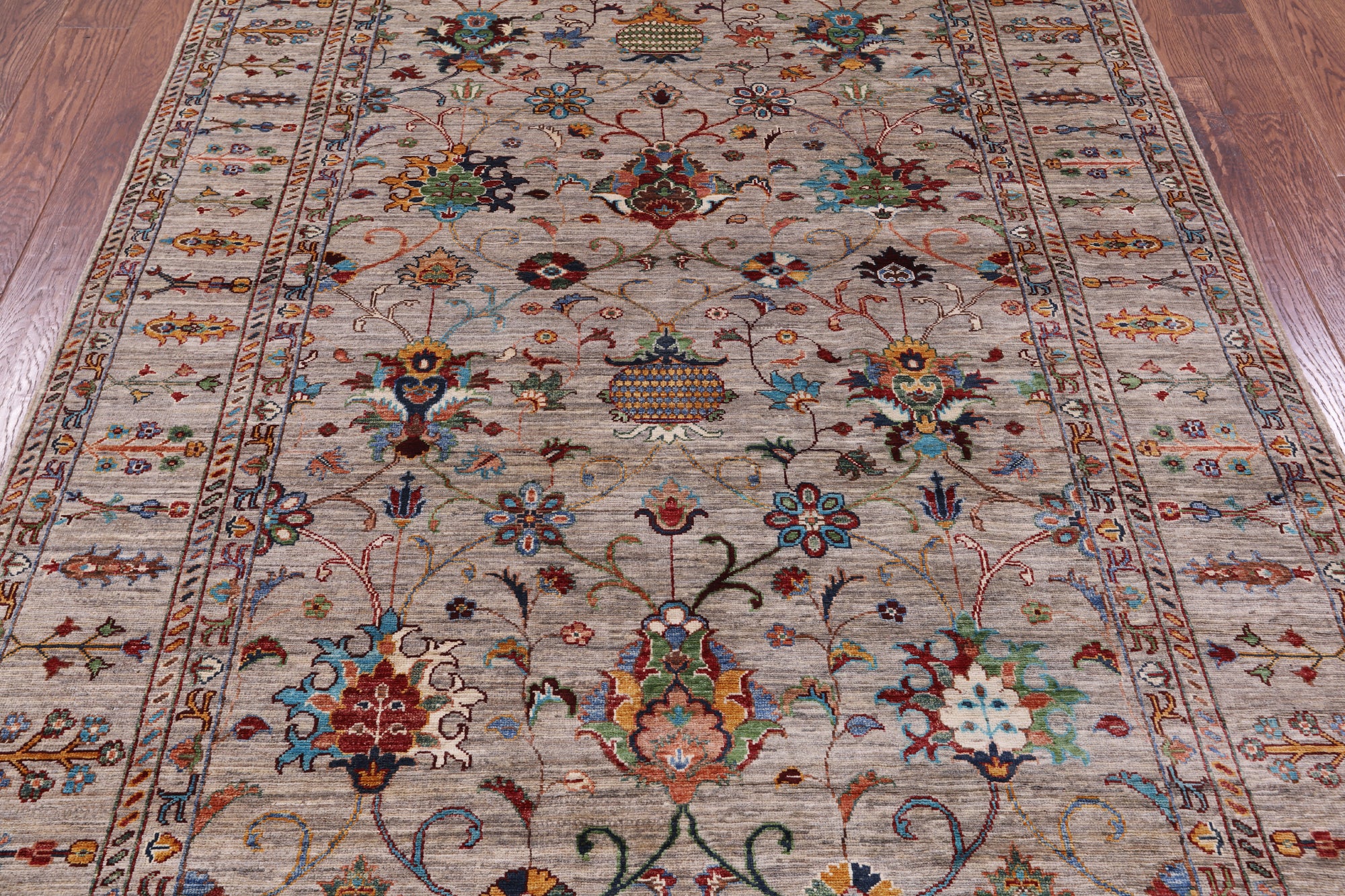 Peshawar Handmade Wool Rug - 5' 9" X 8' 0" - Golden Nile