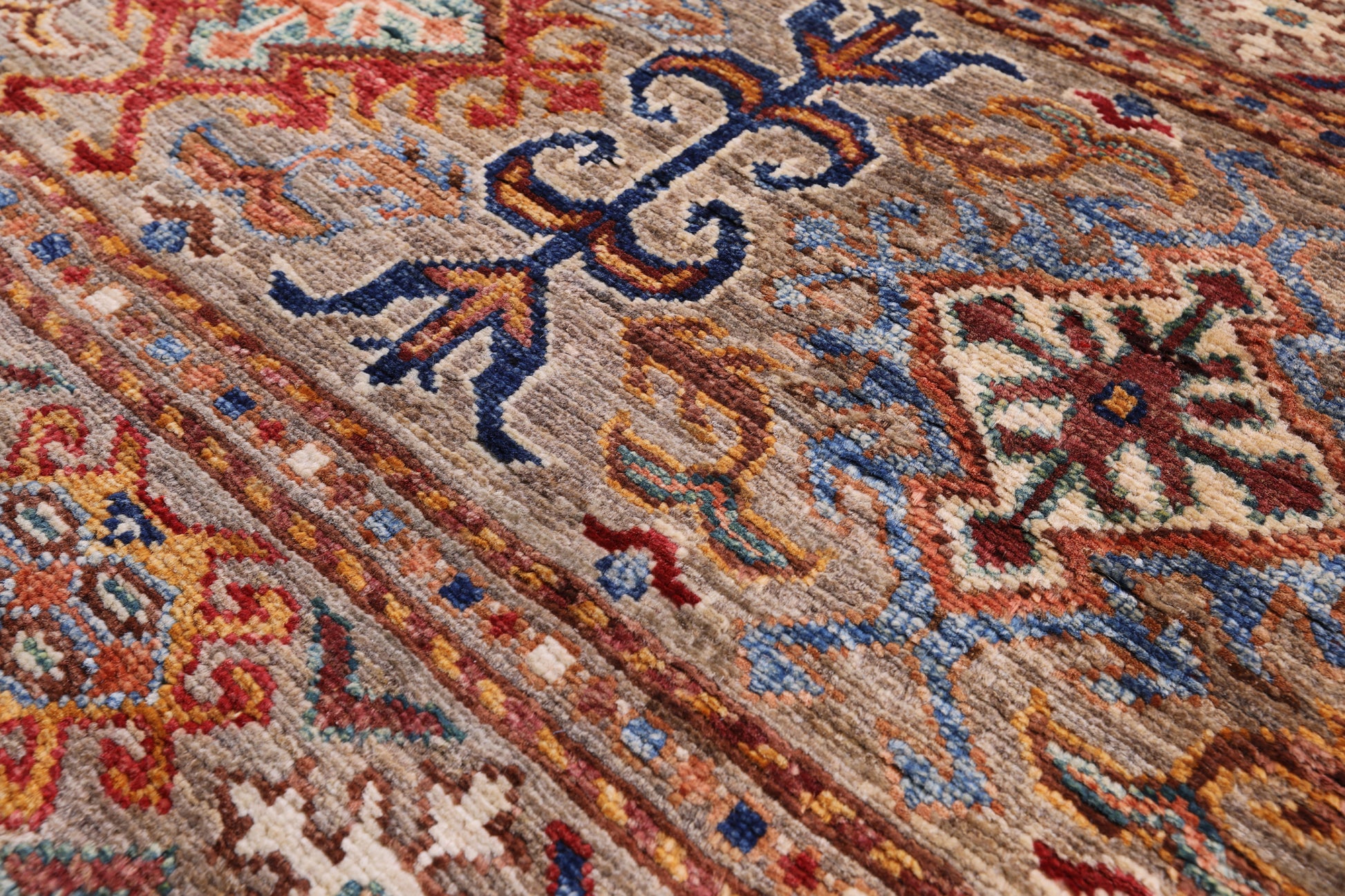 Khorjin Persian Gabbeh Hand Knotted Wool Rug - 5' 7" X 8' 0" - Golden Nile