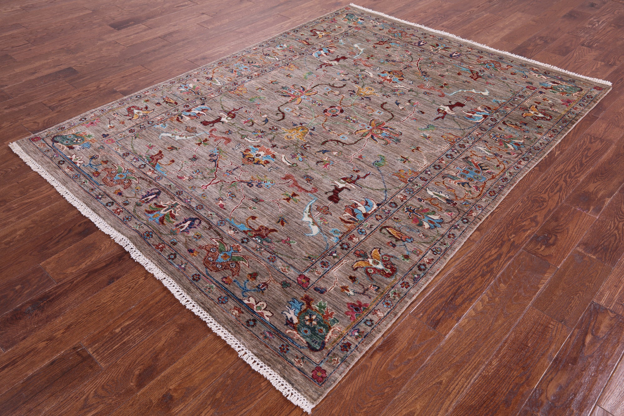 Peshawar Hand Knotted Wool Rug - 5' 8" X 7' 6" - Golden Nile
