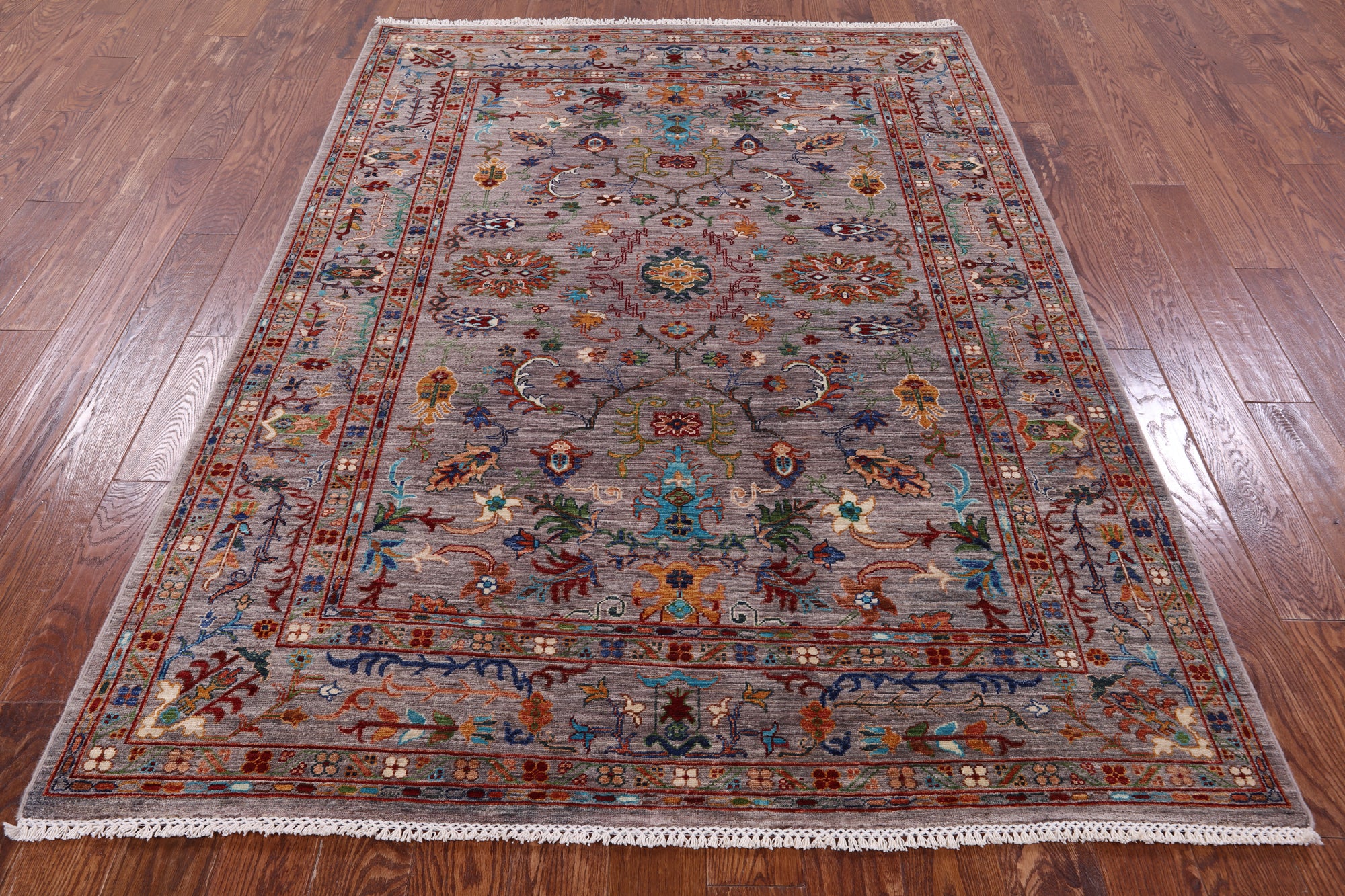 Peshawar Hand Knotted Wool Rug - 5' 8" X 7' 10" - Golden Nile