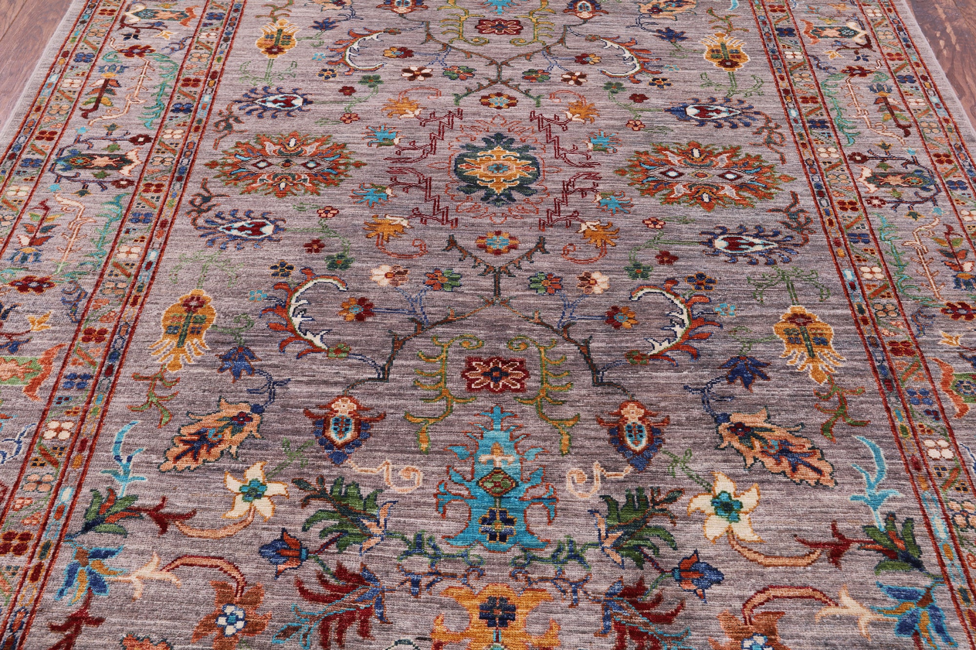 Peshawar Hand Knotted Wool Rug - 5' 8" X 7' 10" - Golden Nile
