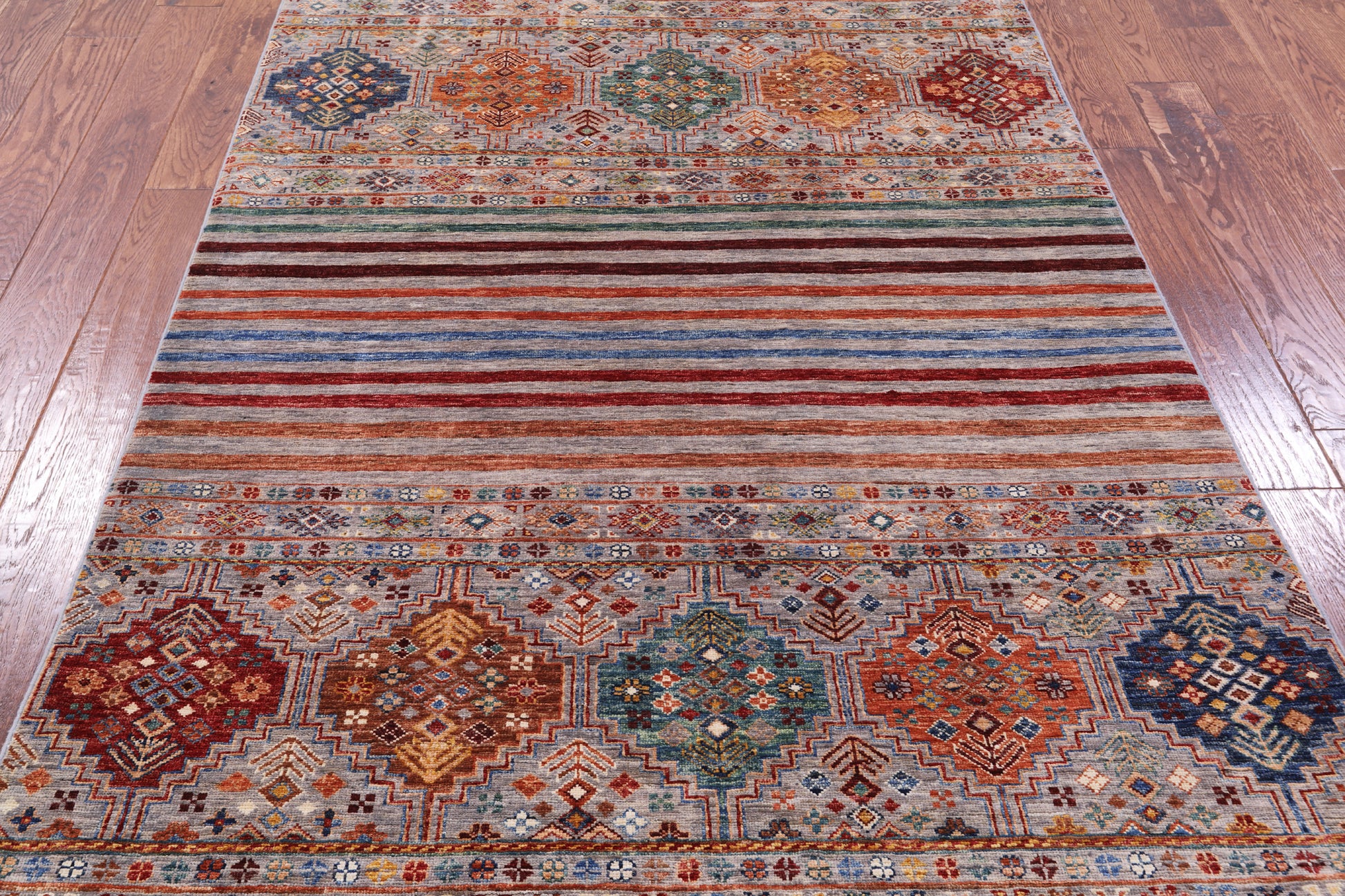 Khorjin Persian Gabbeh Handmade Wool Rug - 4' 8" X 6' 11" - Golden Nile