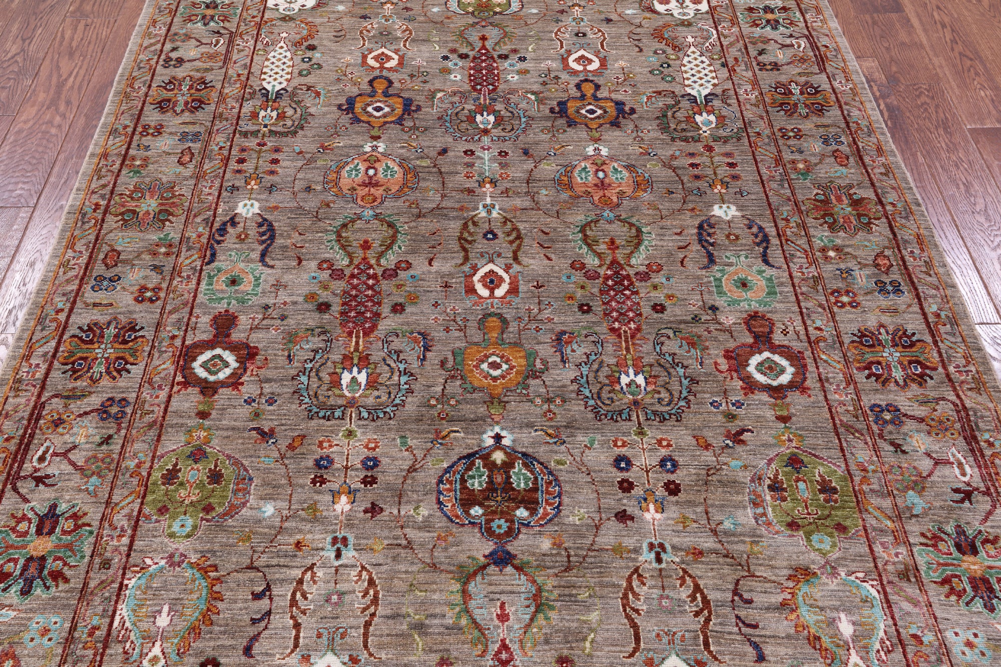 Peshawar Handmade Wool Rug - 5' 10" X 8' 4" - Golden Nile